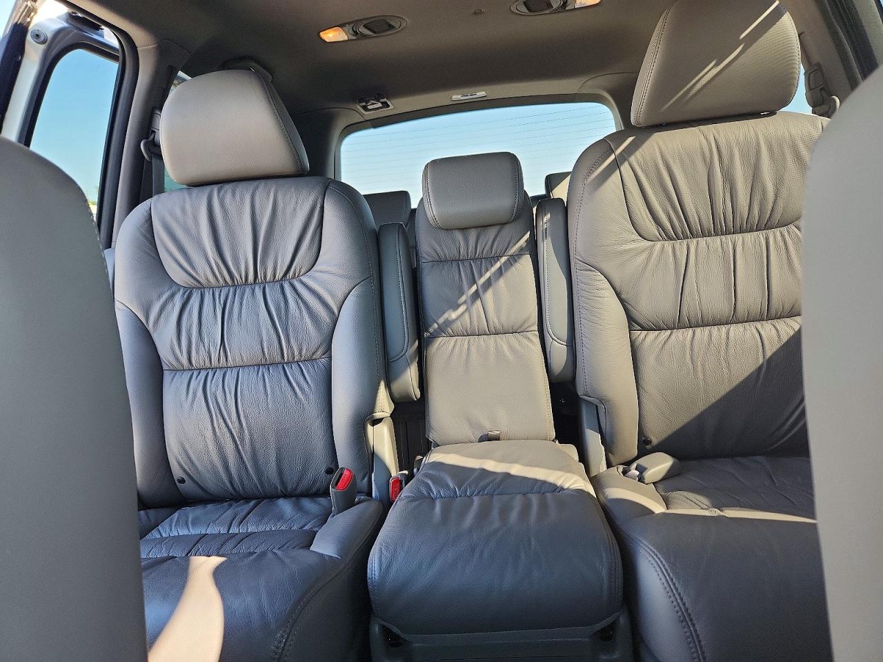 2008 Honda Odyssey Exl Silver vin: 5FNRL38628B015122