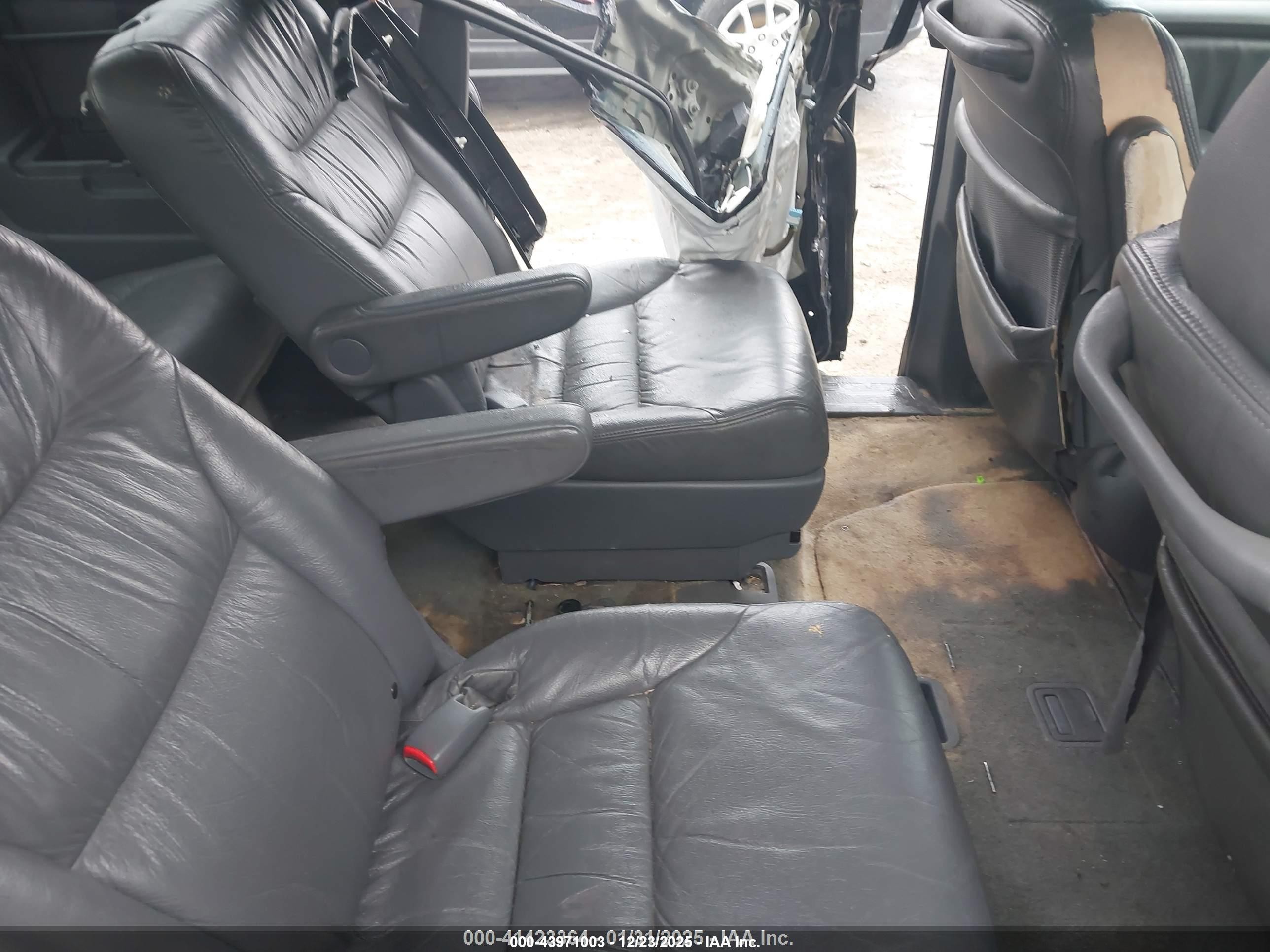 2007 Honda Odyssey Ex-l Dark Blue vin: 5FNRL38637B130102