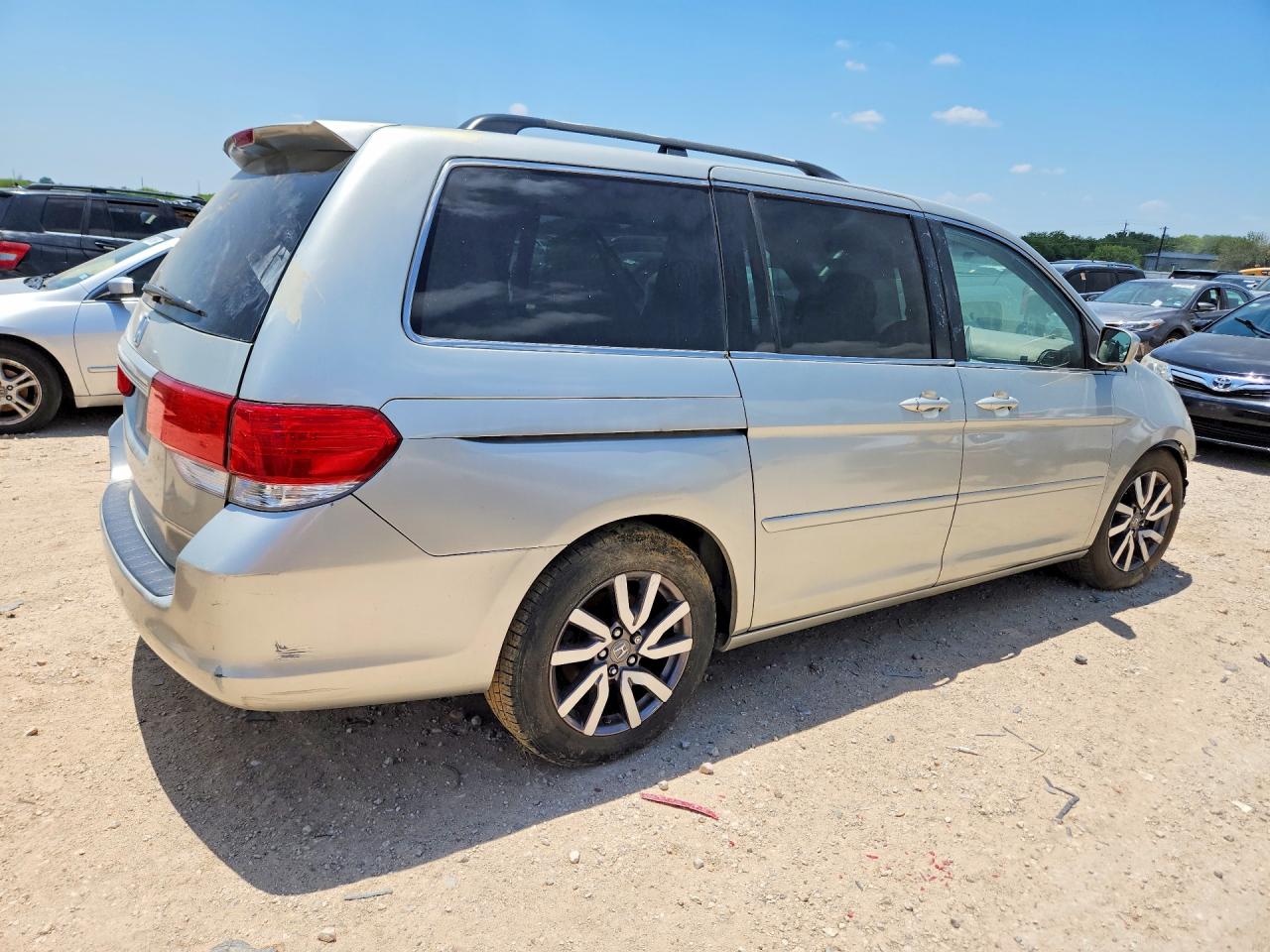 2008 Honda Odyssey Exl Silver vin: 5FNRL38638B108652