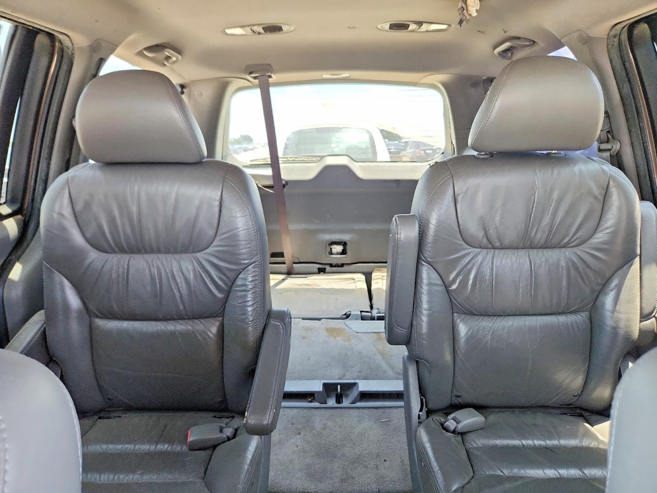 2008 Honda Odyssey Exl Silver vin: 5FNRL38638B108652
