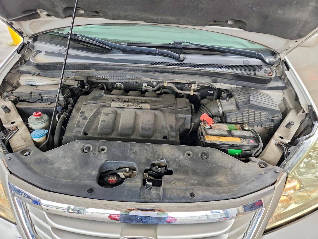 2008 Honda Odyssey Exl Silver vin: 5FNRL38638B109512
