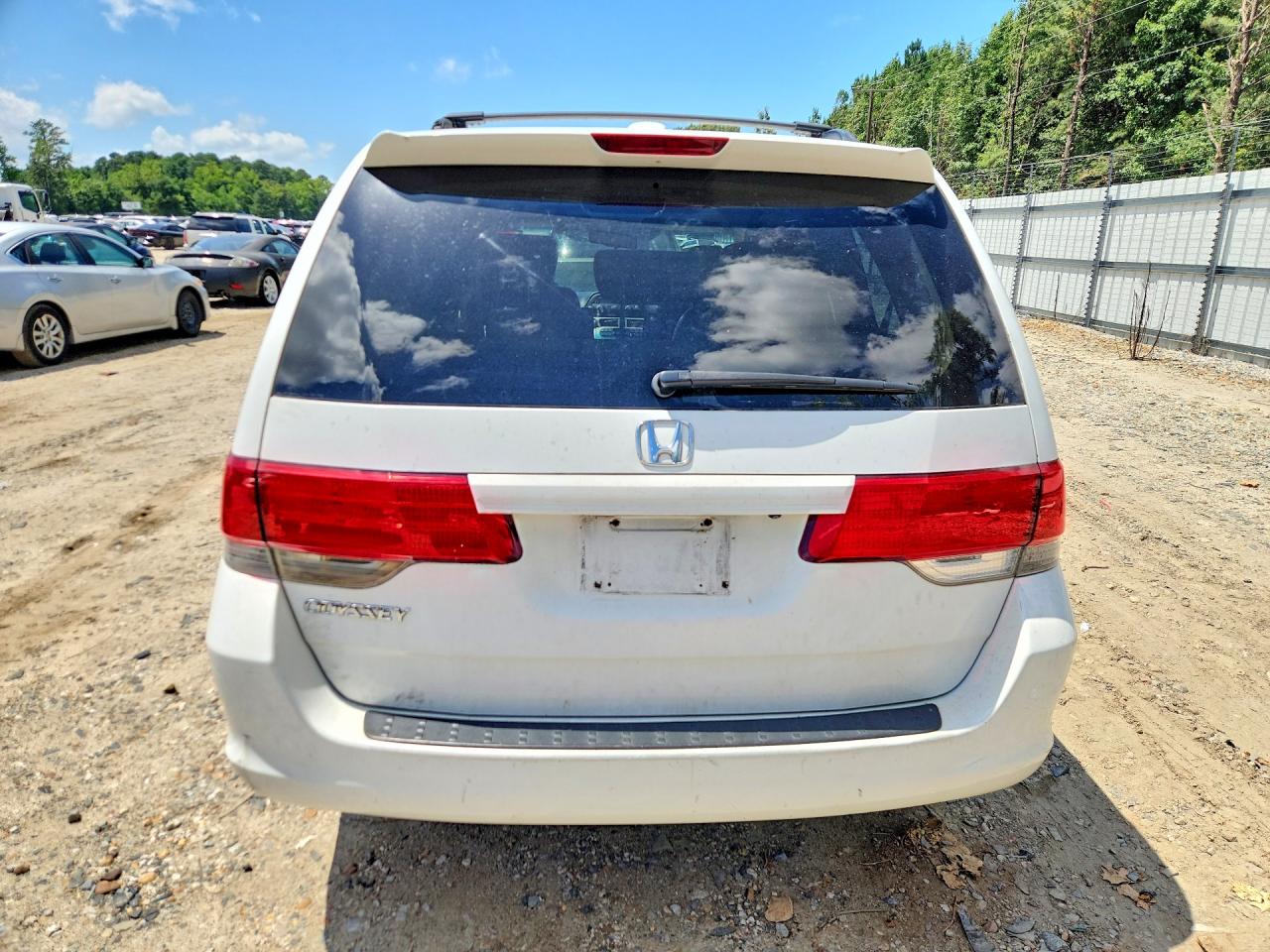 2008 Honda Odyssey Exl White vin: 5FNRL38648B418308