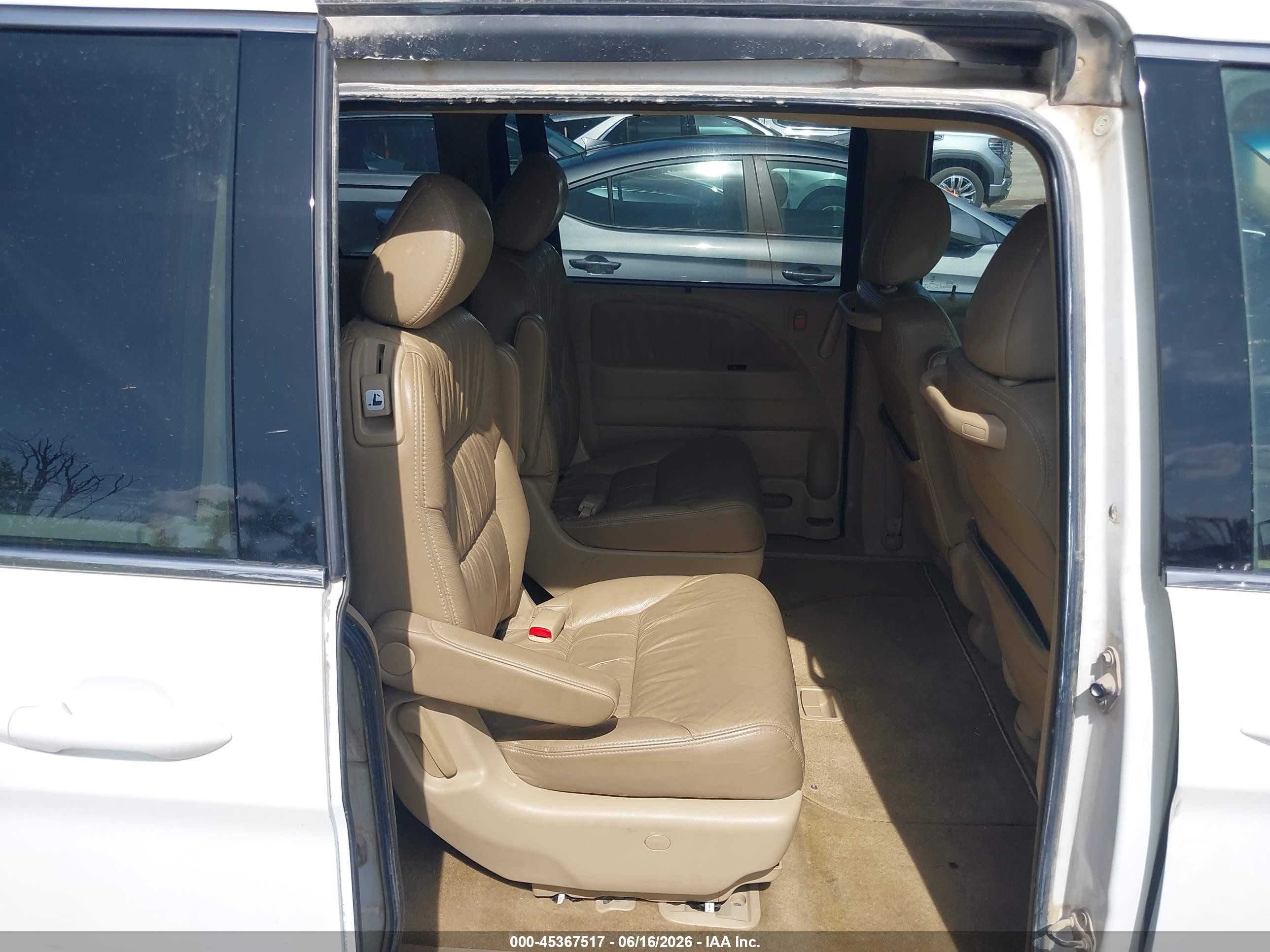 2009 Honda Odyssey Ex-l White vin: 5FNRL38649B401493