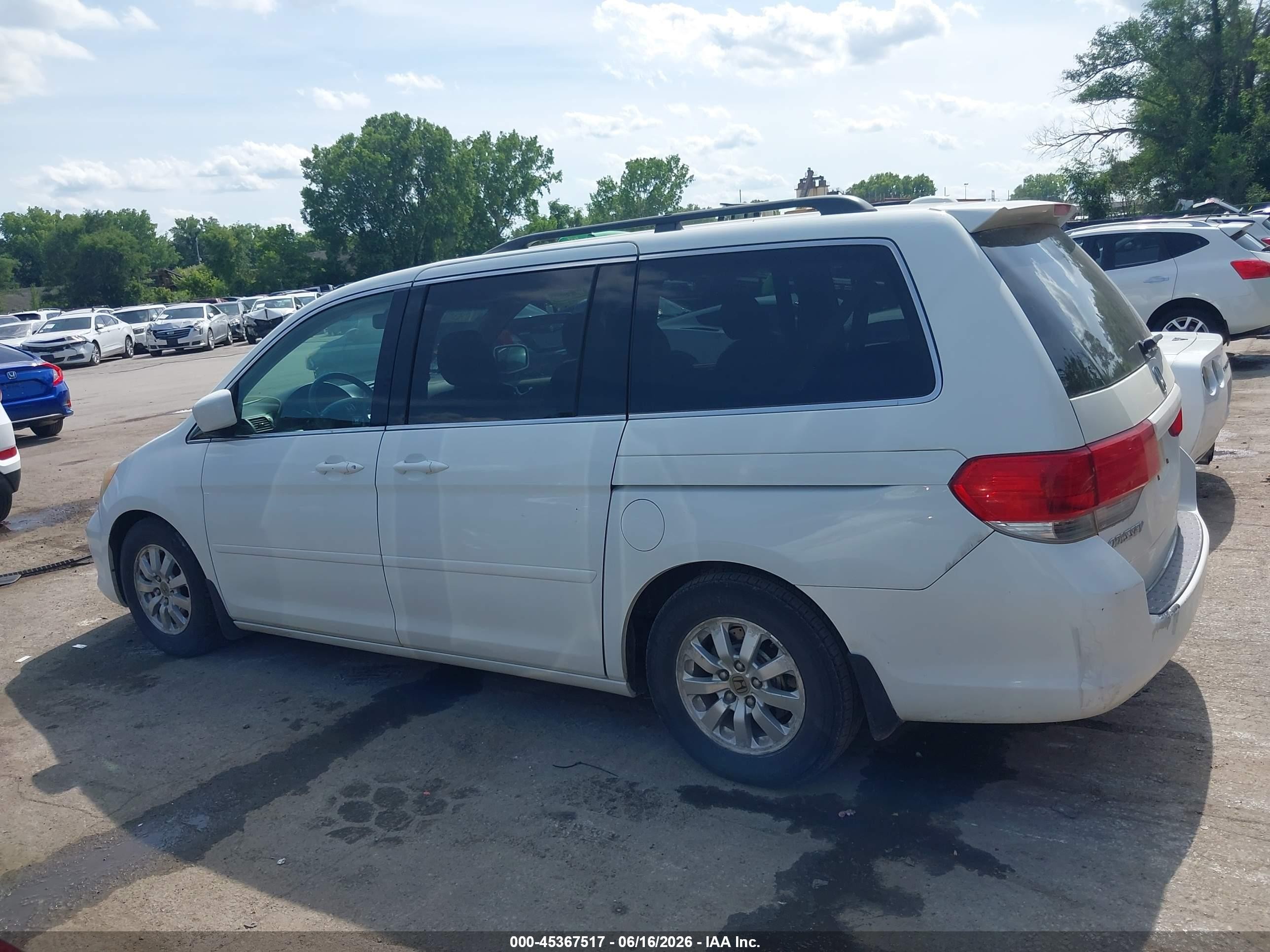 2009 Honda Odyssey Ex-l White vin: 5FNRL38649B401493