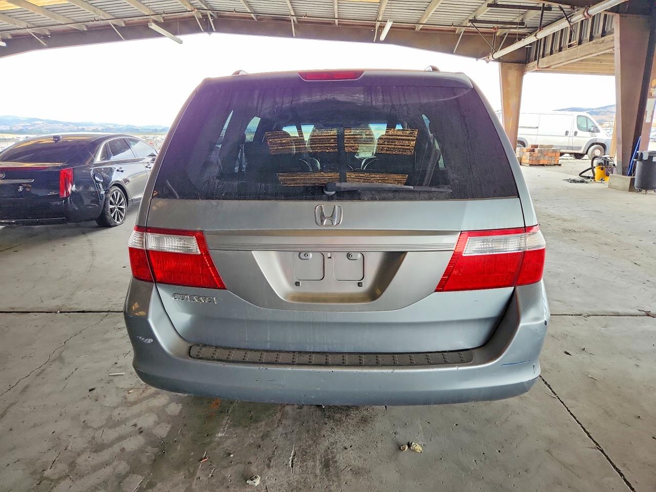 2006 Honda Odyssey Gray vin: 5FNRL38656B117947