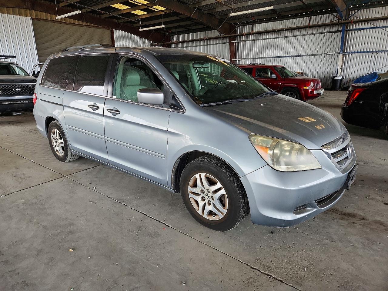 2006 Honda Odyssey Gray vin: 5FNRL38656B117947