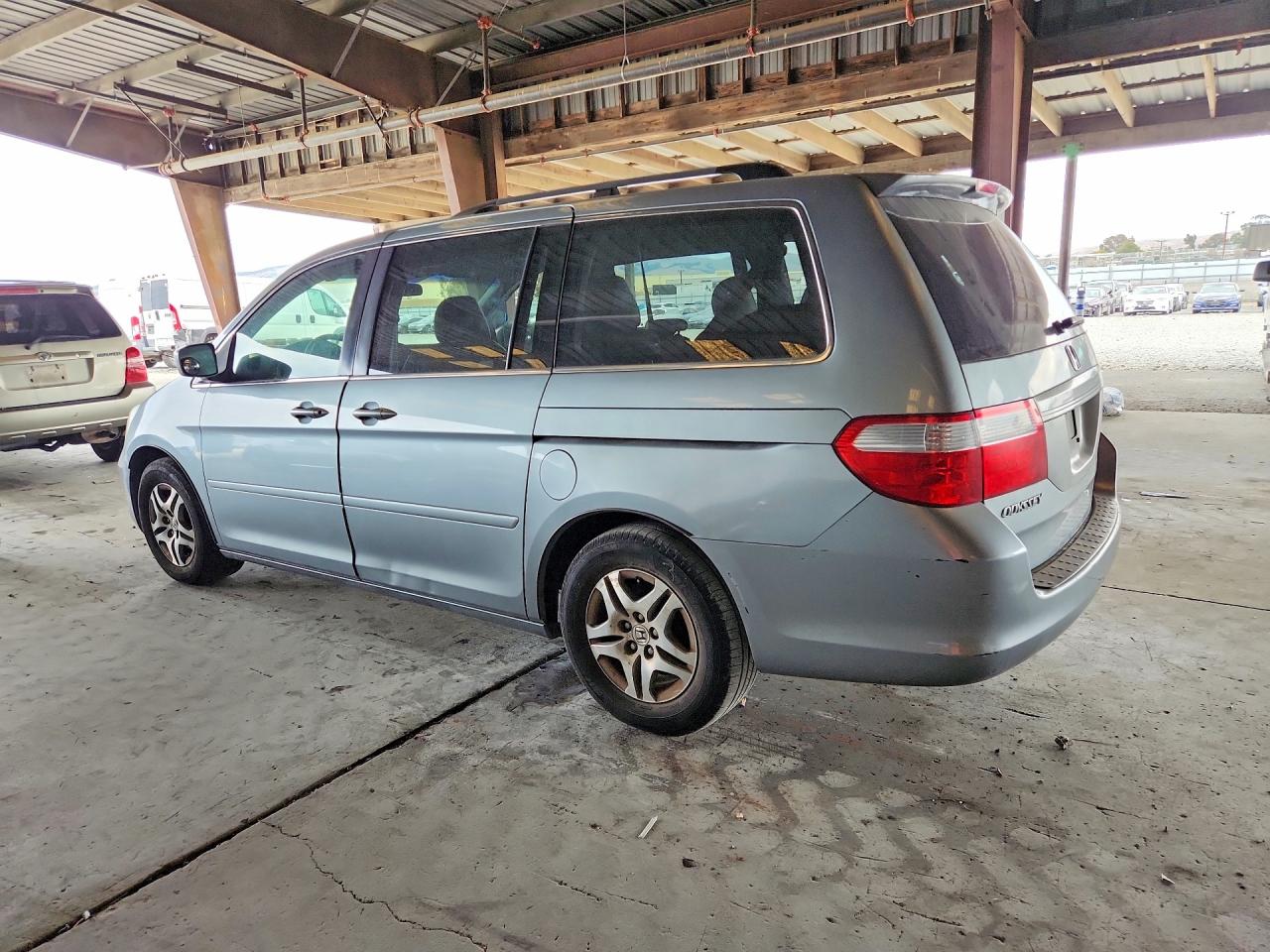 2006 Honda Odyssey Gray vin: 5FNRL38656B117947