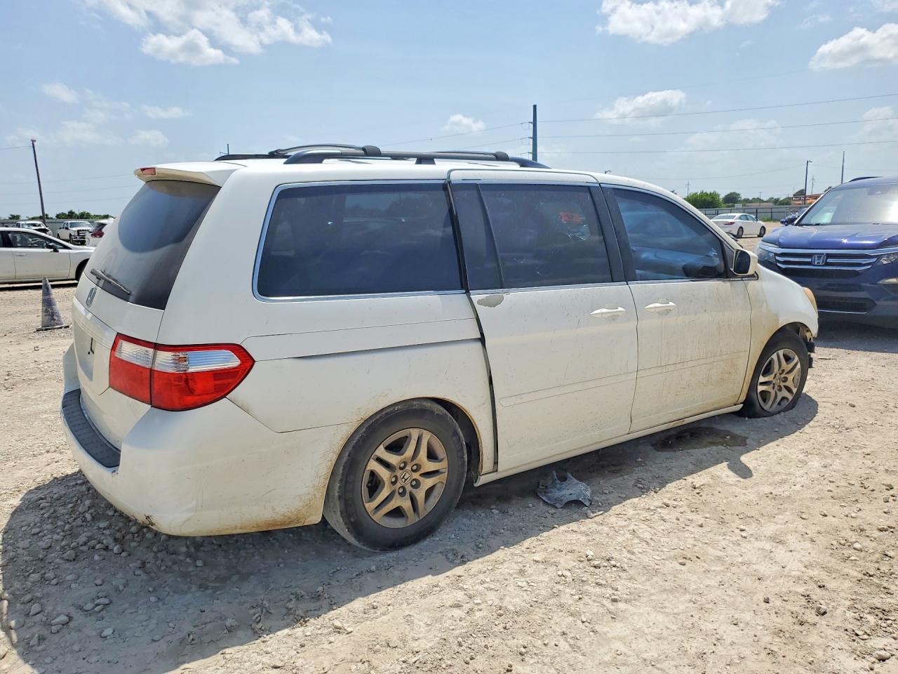 2006 Honda Odyssey Exl White vin: 5FNRL38656B402499