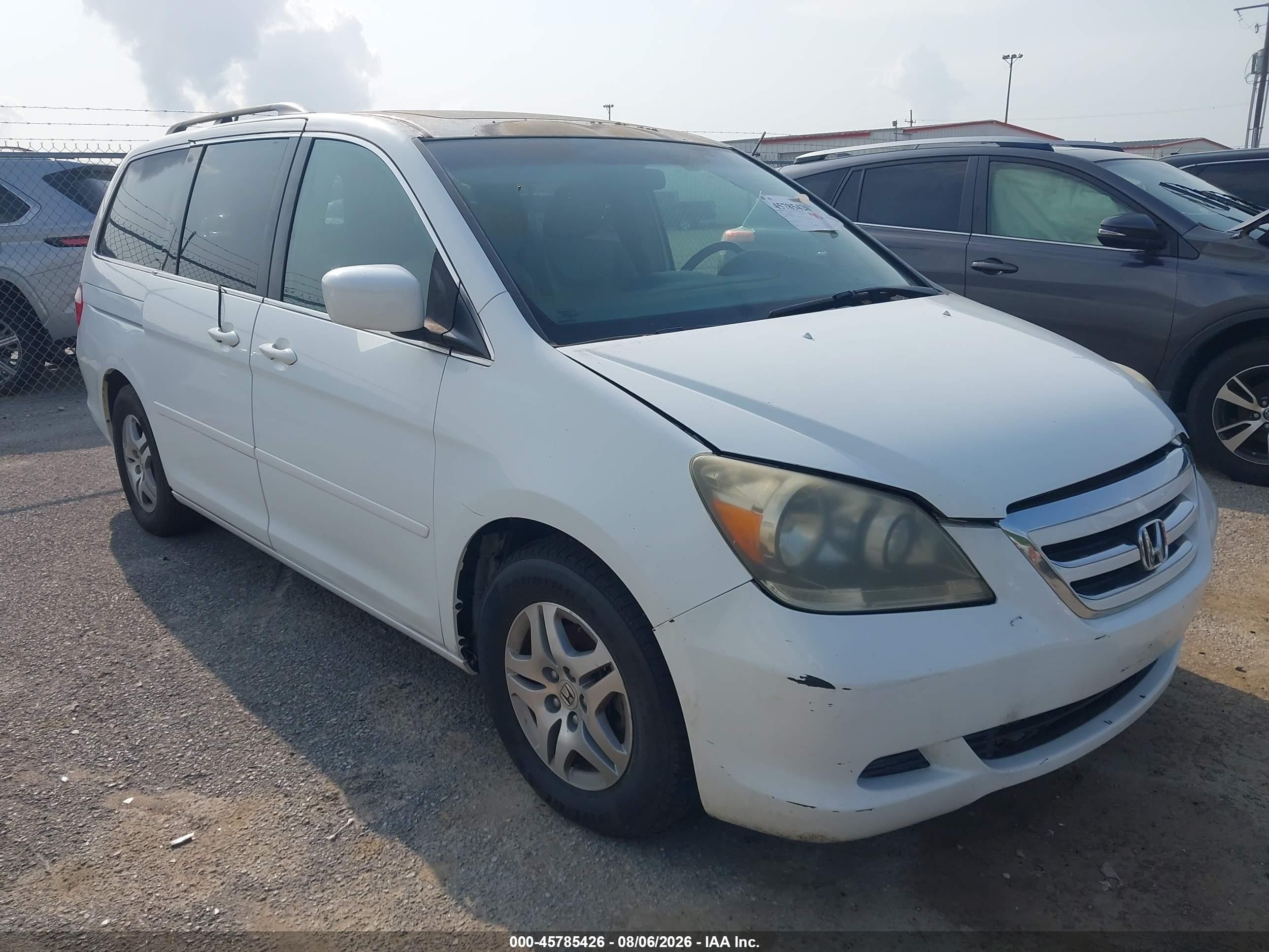 2006 Honda Odyssey Ex-l White vin: 5FNRL38656B402518
