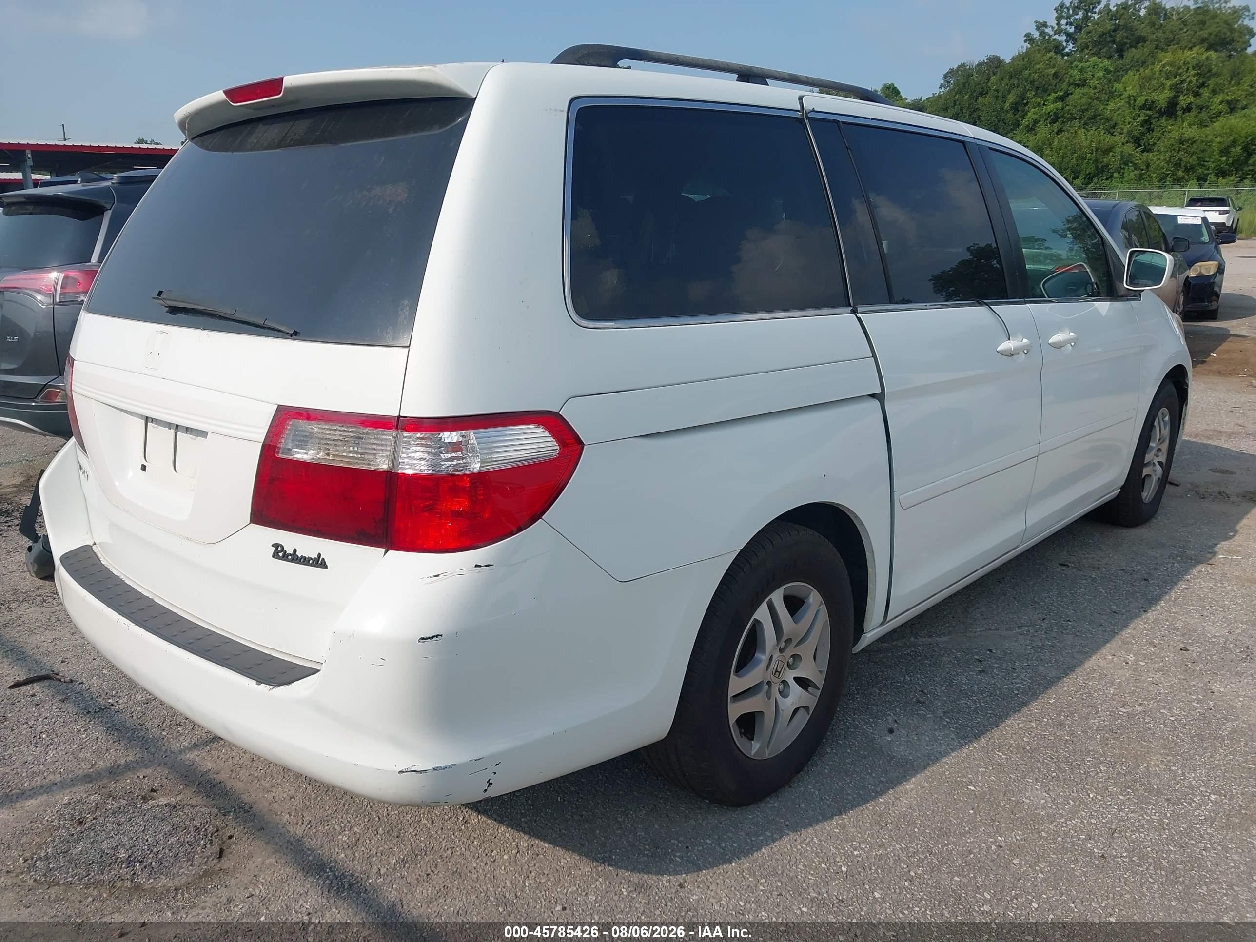 2006 Honda Odyssey Ex-l White vin: 5FNRL38656B402518