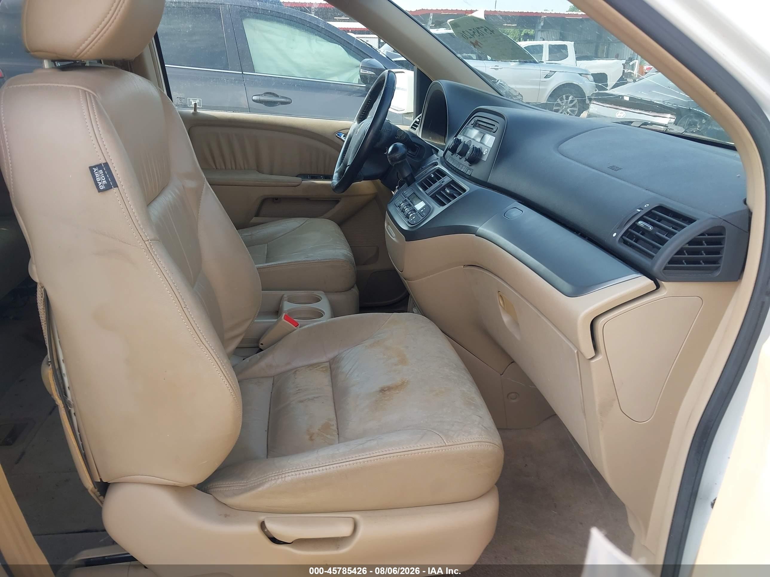 2006 Honda Odyssey Ex-l White vin: 5FNRL38656B402518