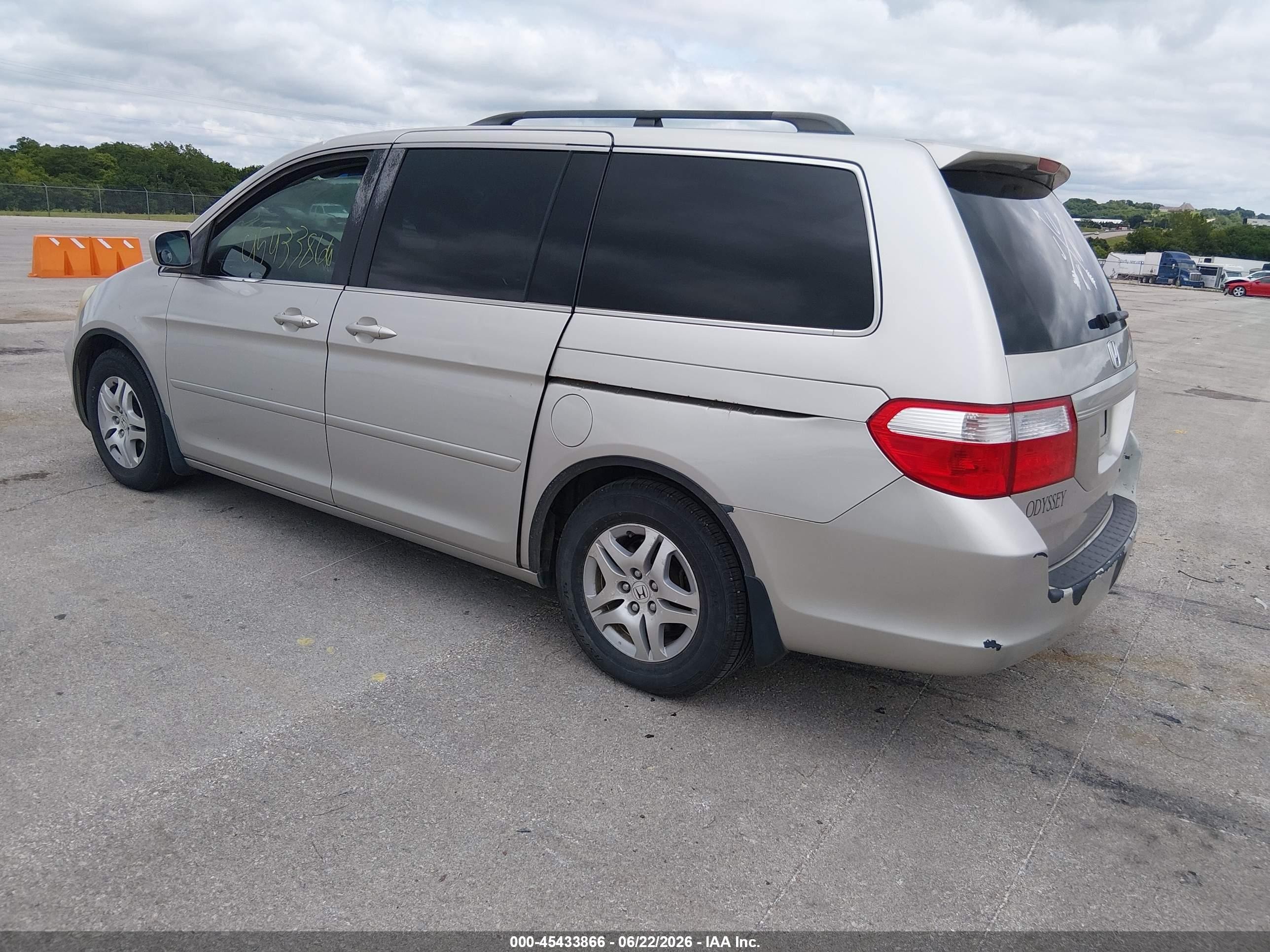 2007 Honda Odyssey Ex-l Silver vin: 5FNRL38657B444141