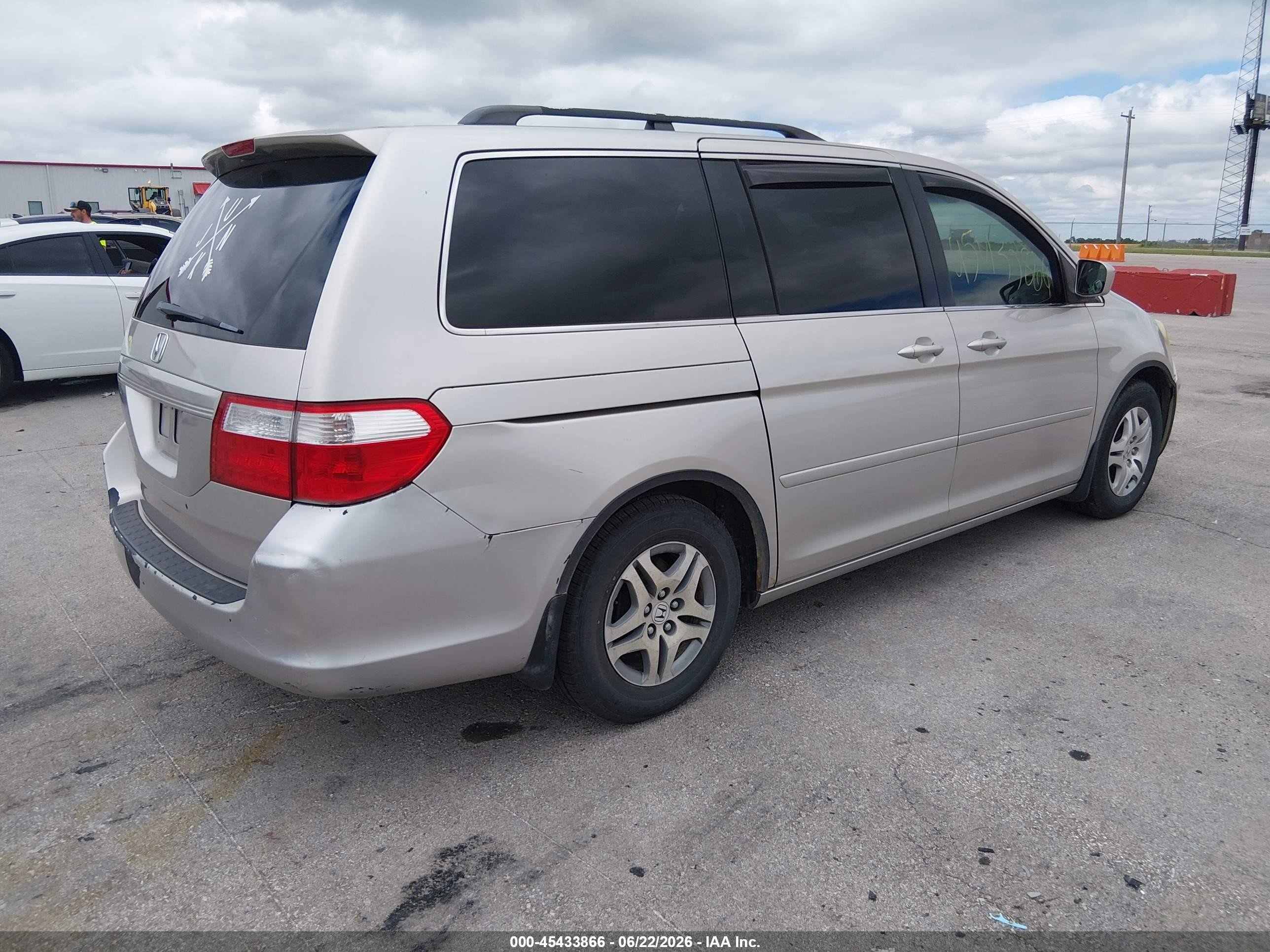 2007 Honda Odyssey Ex-l Silver vin: 5FNRL38657B444141