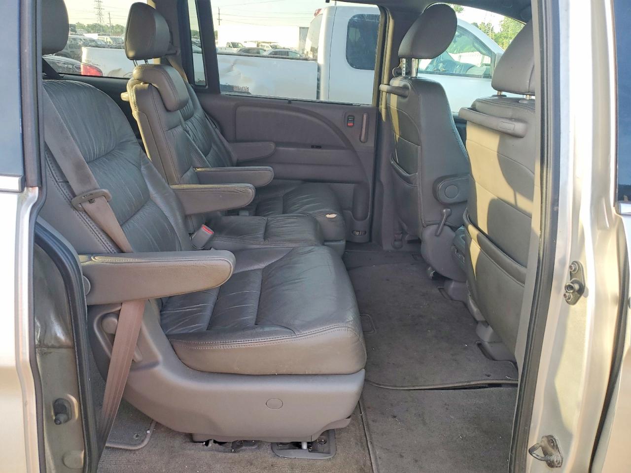 2009 Honda Odyssey Exl Silver vin: 5FNRL38659B032367