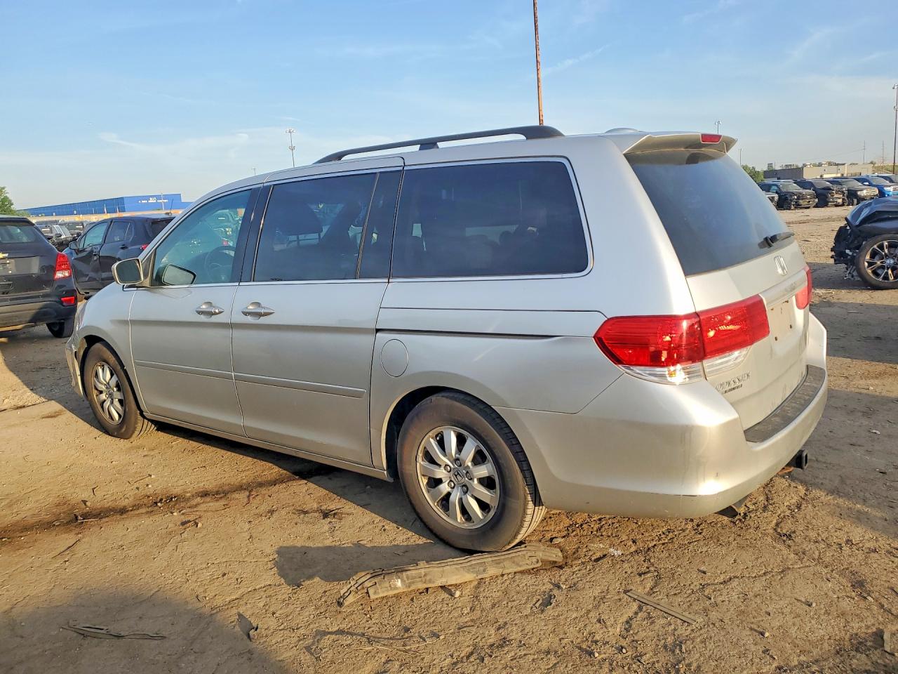 2009 Honda Odyssey Exl Silver vin: 5FNRL38659B032367