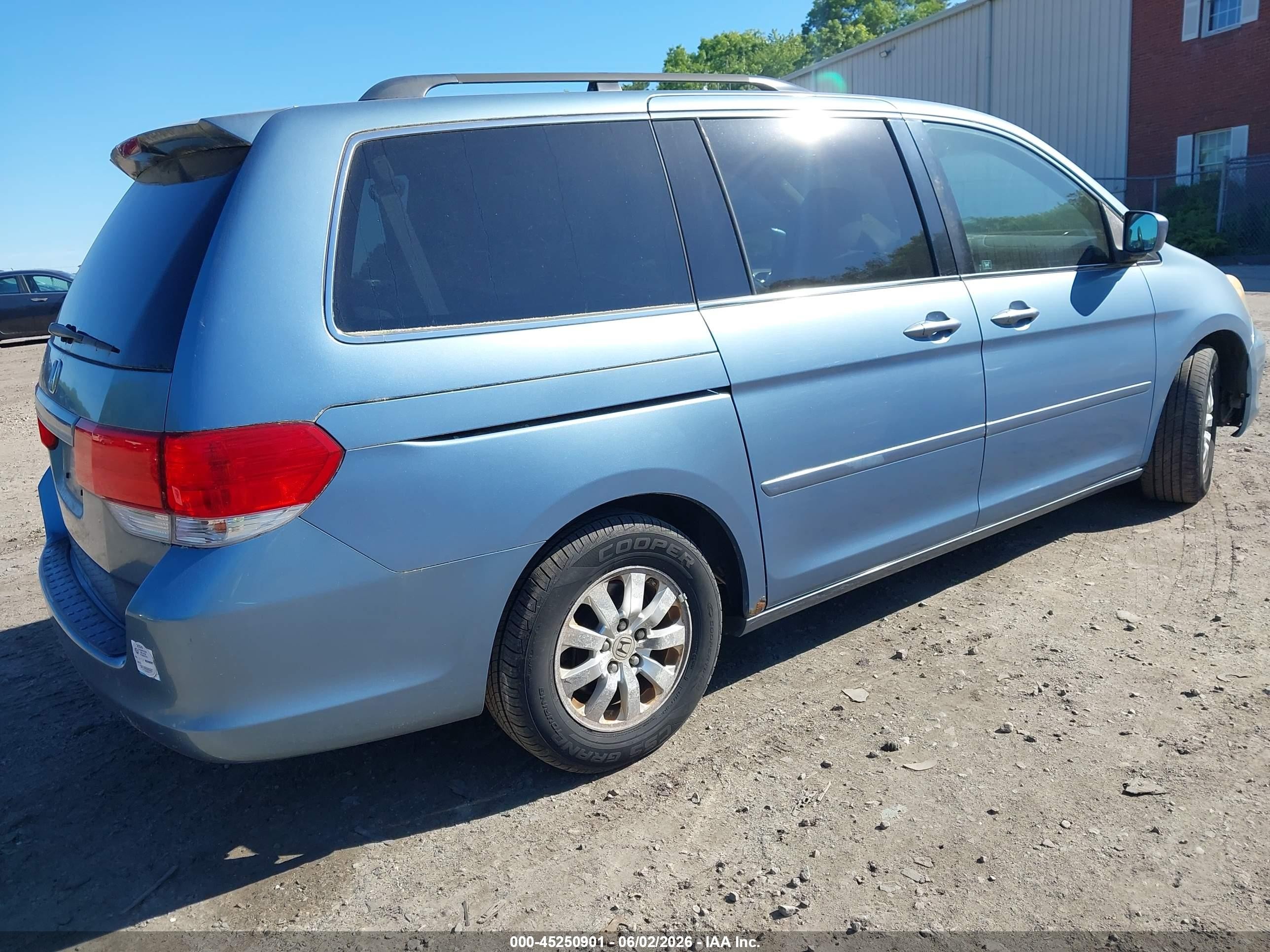 2008 Honda Odyssey Ex-l Blue vin: 5FNRL38668B026589