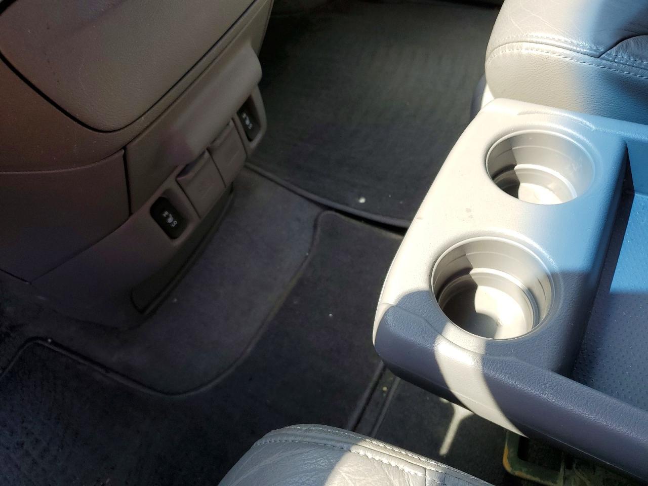 2008 Honda Odyssey Exl Silver vin: 5FNRL38678B002138