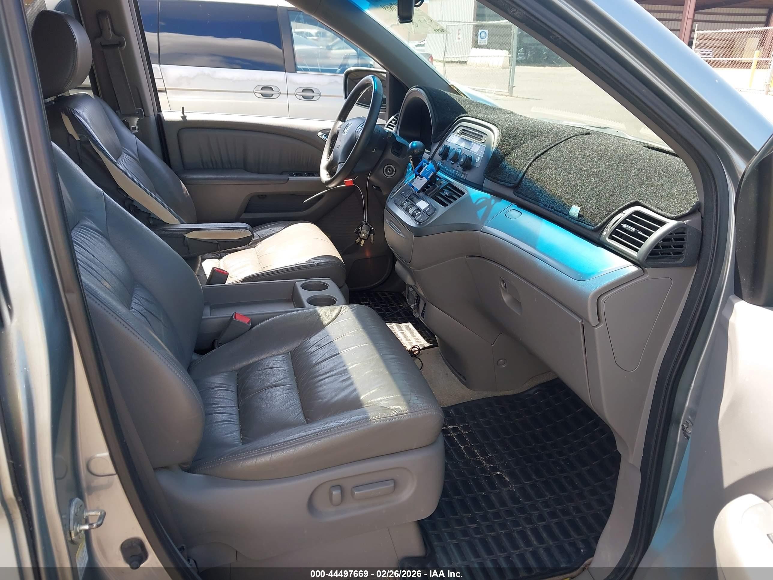 2008 Honda Odyssey Ex-l Gray vin: 5FNRL38678B019277