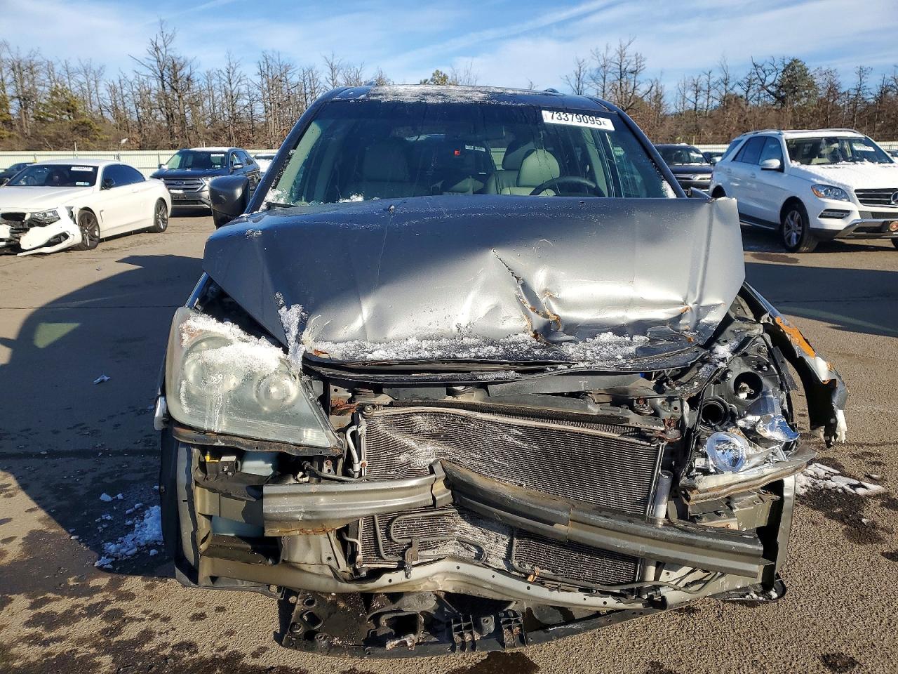 2008 Honda Odessy Silver vin: 5FNRL38678B113028