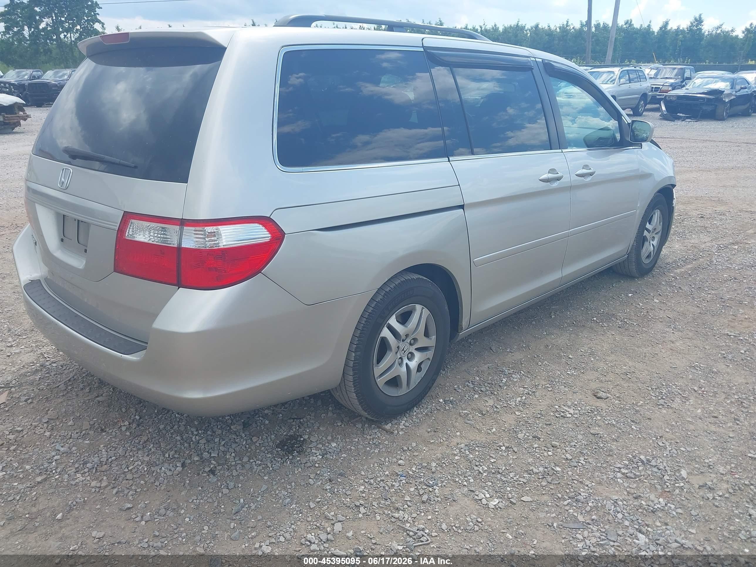 2007 Honda Odyssey Ex-l Silver vin: 5FNRL38687B407164