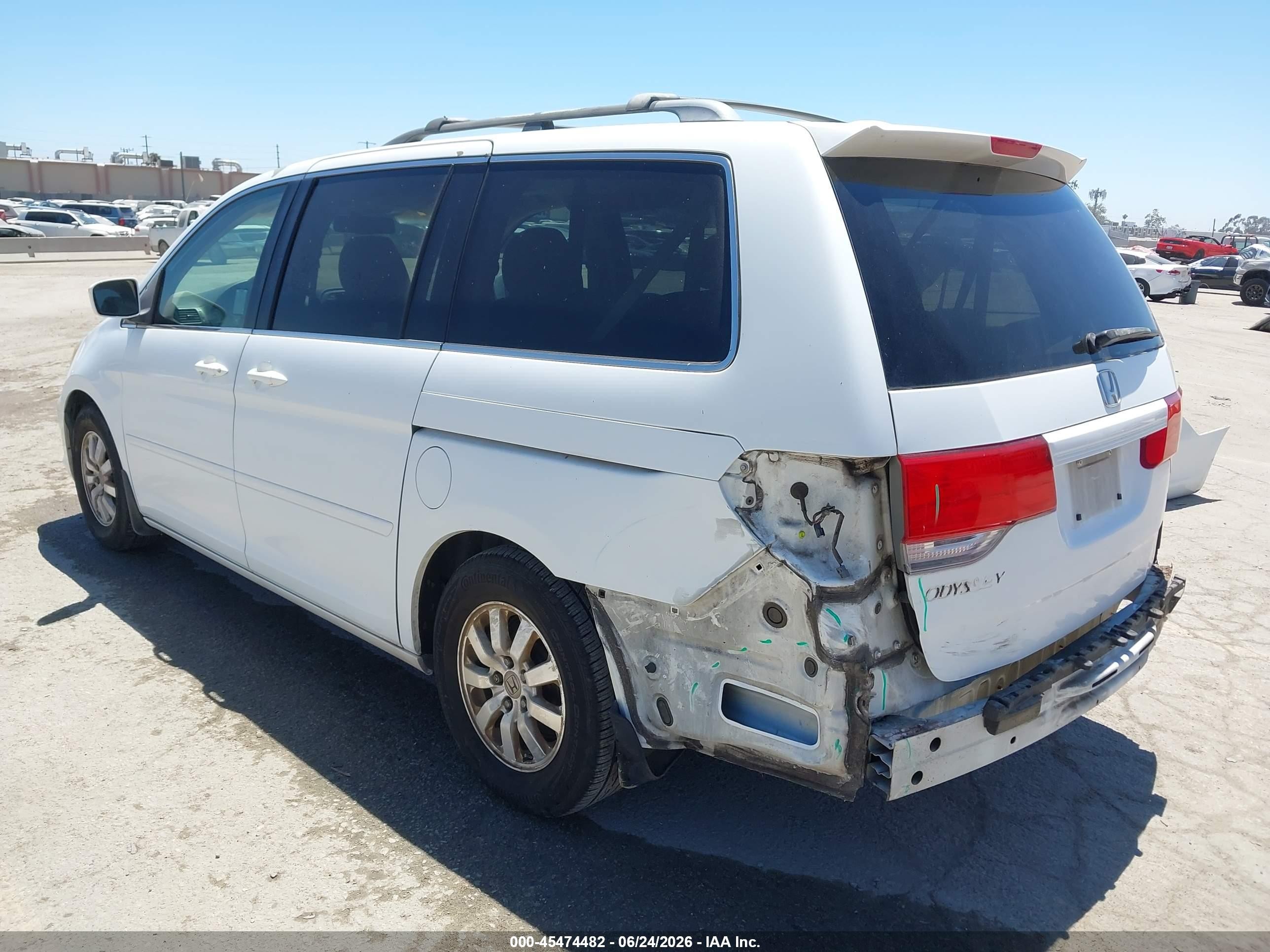 2008 Honda Odyssey Ex-l White vin: 5FNRL38688B096840