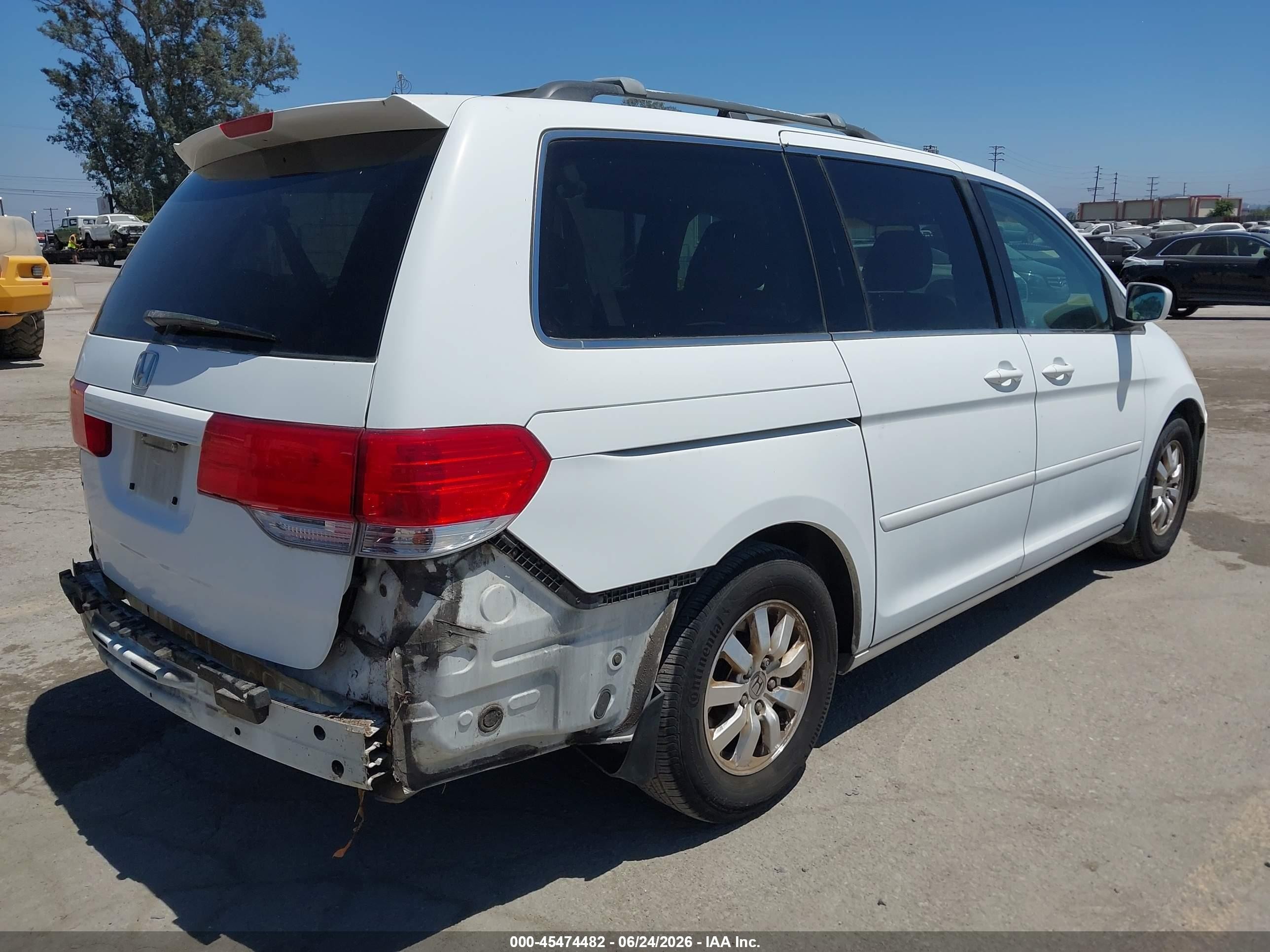 2008 Honda Odyssey Ex-l White vin: 5FNRL38688B096840