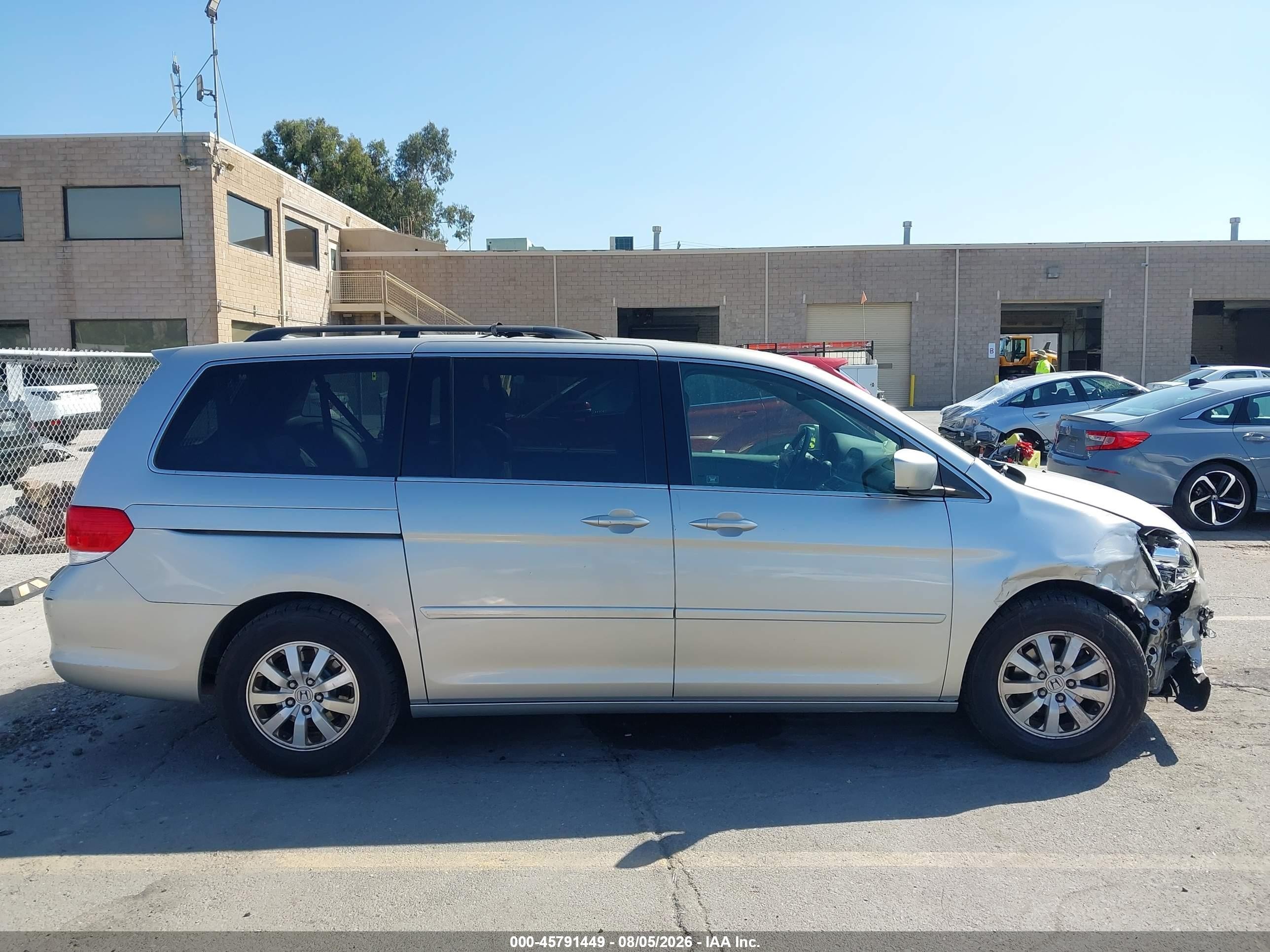 2008 Honda Odyssey Ex-l Серебряный vin: 5FNRL38688B417677