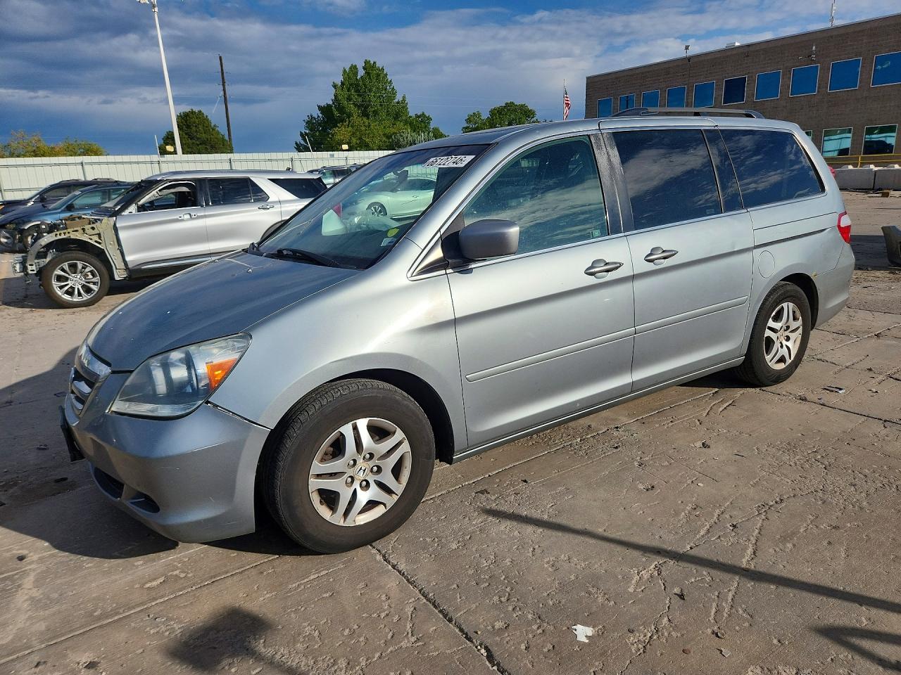 2005 Honda Odyssey Exl Silver vin: 5FNRL38695B059002
