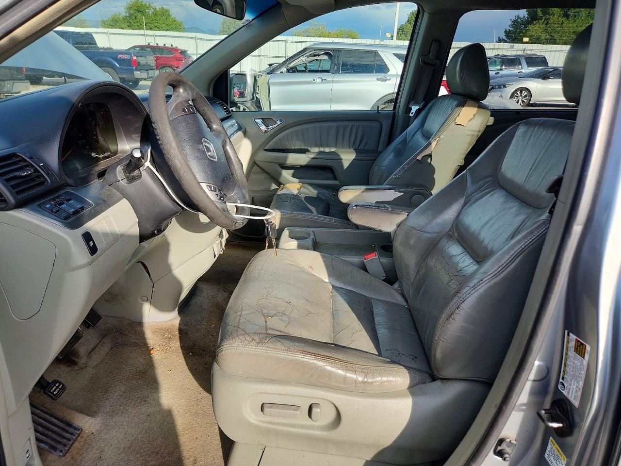 2005 Honda Odyssey Exl Silver vin: 5FNRL38695B059002