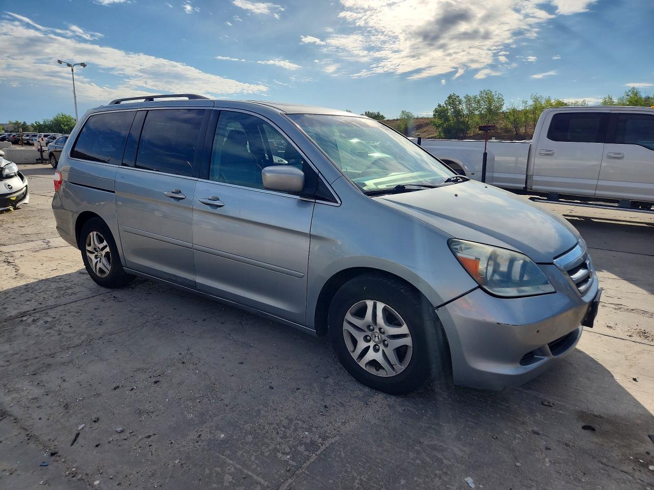 2005 Honda Odyssey Exl Silver vin: 5FNRL38695B059002