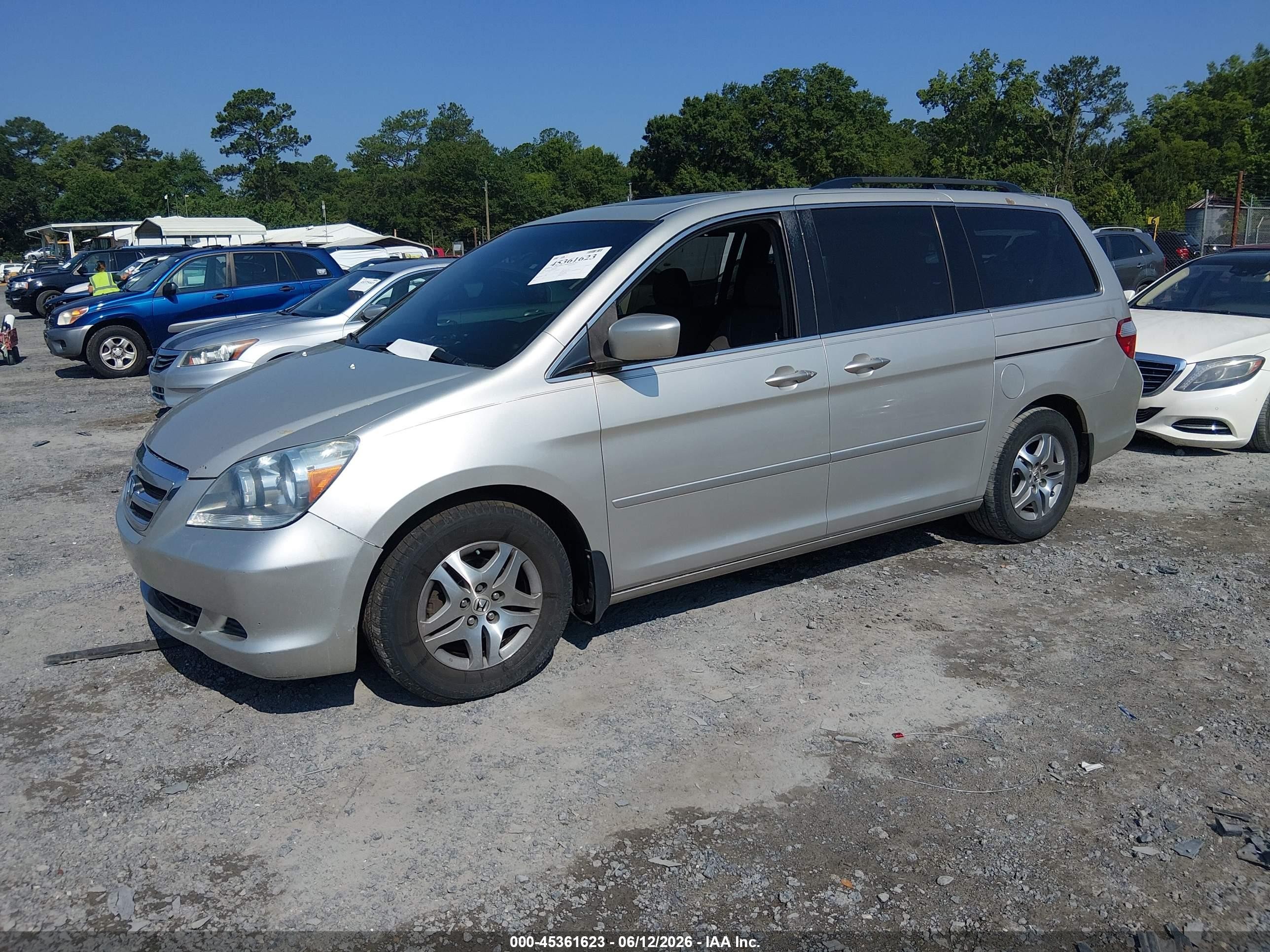 2005 Honda Odyssey Ex-l Silver vin: 5FNRL38695B068749