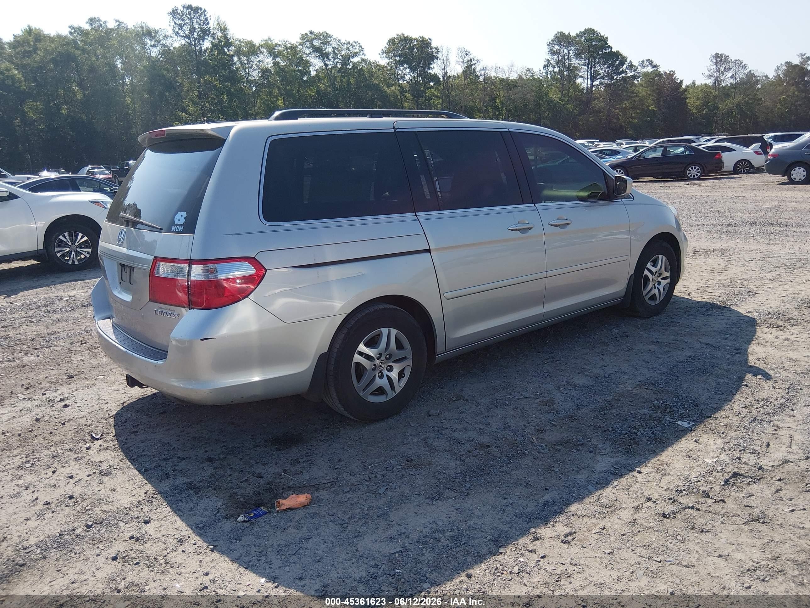 2005 Honda Odyssey Ex-l Silver vin: 5FNRL38695B068749