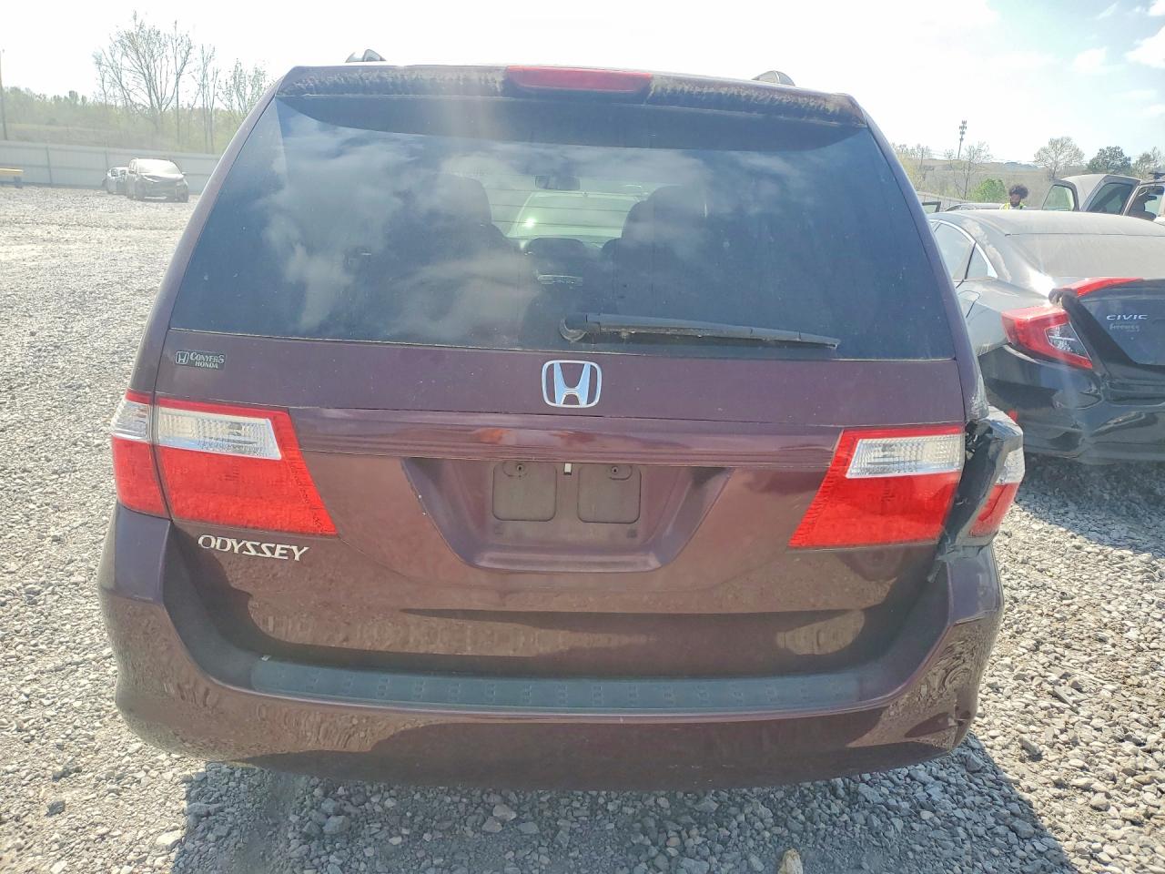 2007 Honda Odyssey Maroon vin: 5FNRL38697B455885