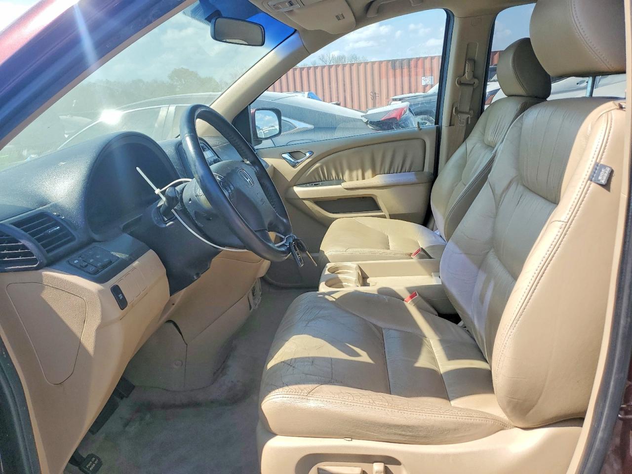 2007 Honda Odyssey Maroon vin: 5FNRL38697B455885