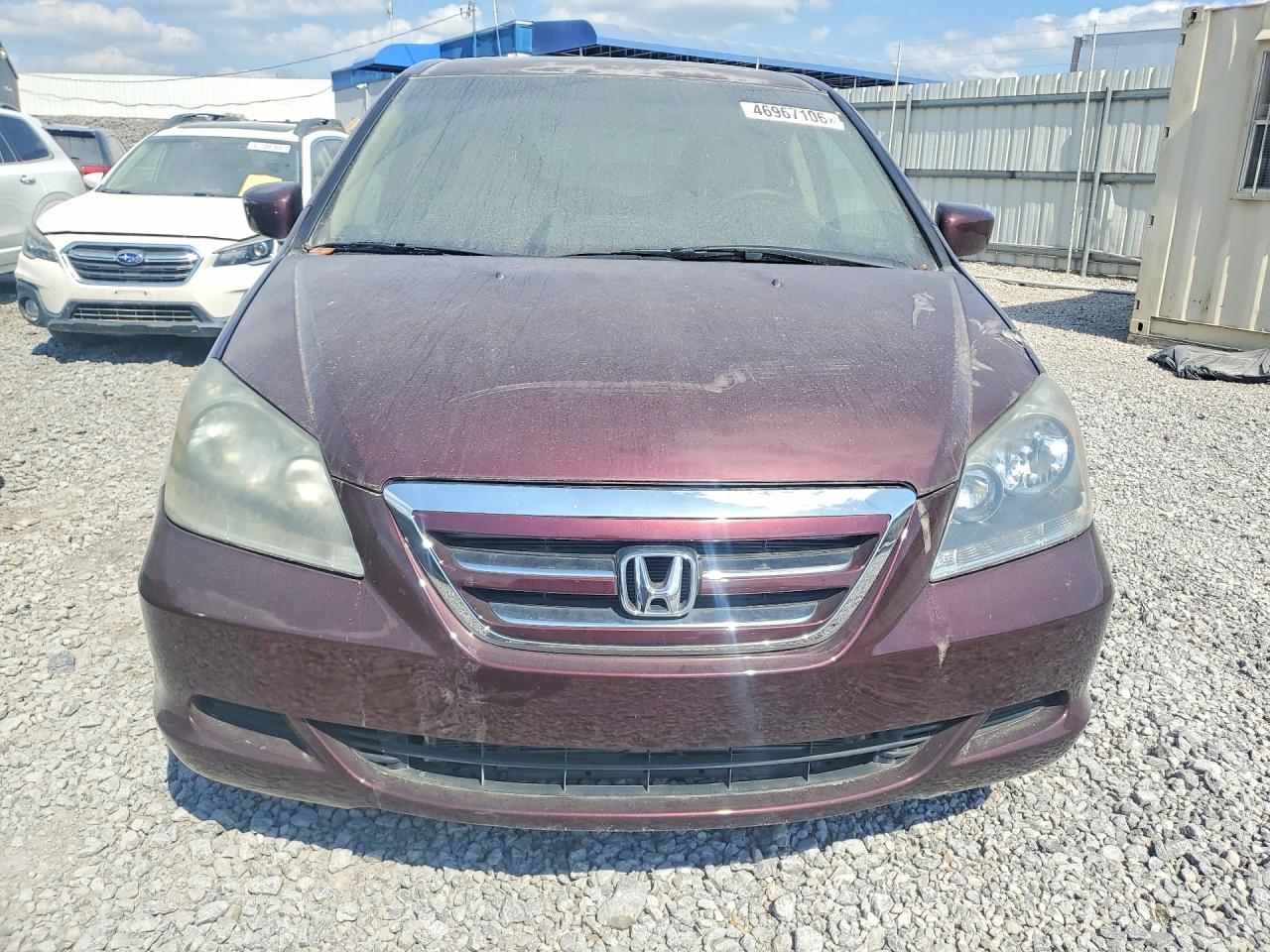2007 Honda Odyssey Maroon vin: 5FNRL38697B455885