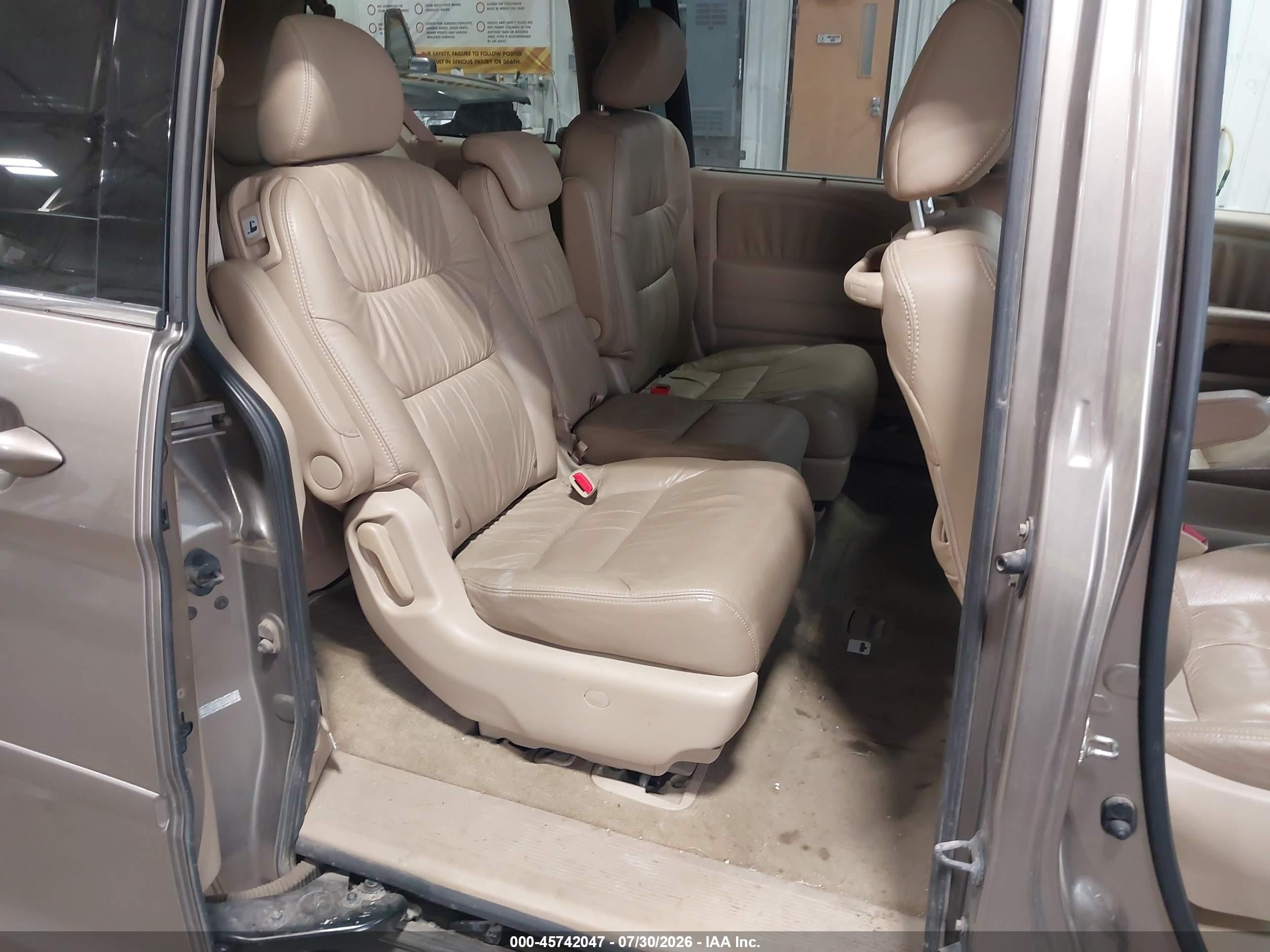 2008 Honda Odyssey Ex-l Brown vin: 5FNRL38698B099455