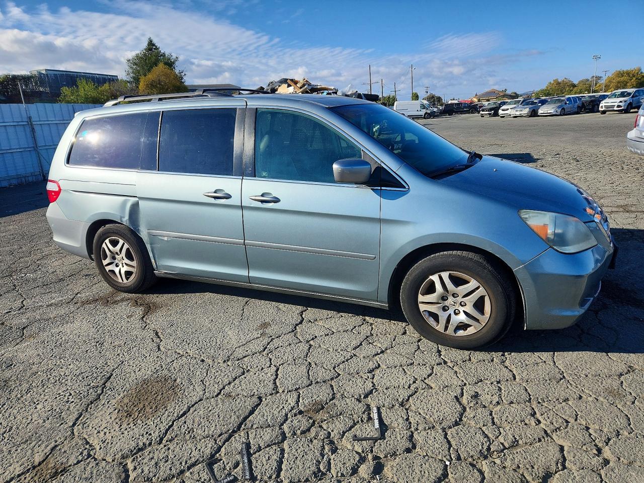 2005 Honda Odyssey Exl Blue vin: 5FNRL386X5B119241