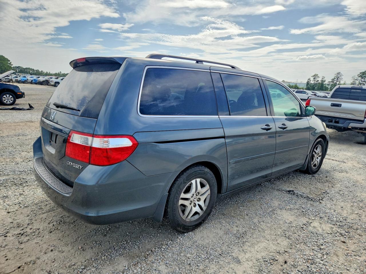 2005 Honda Odyssey Exl Blue vin: 5FNRL386X5B411245