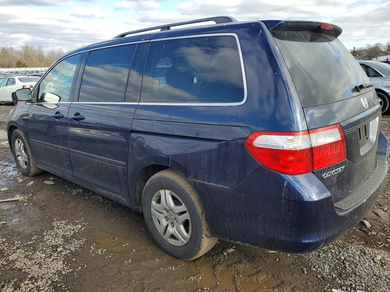 2007 Honda Odyssey Blue vin: 5FNRL386X7B010233