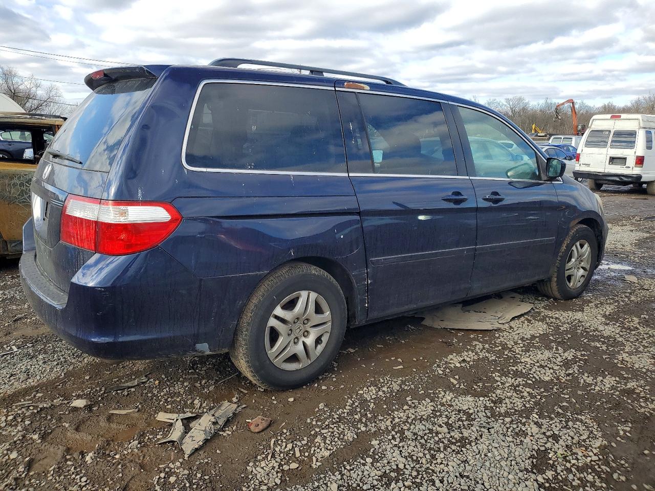 2007 Honda Odyssey Blue vin: 5FNRL386X7B010233