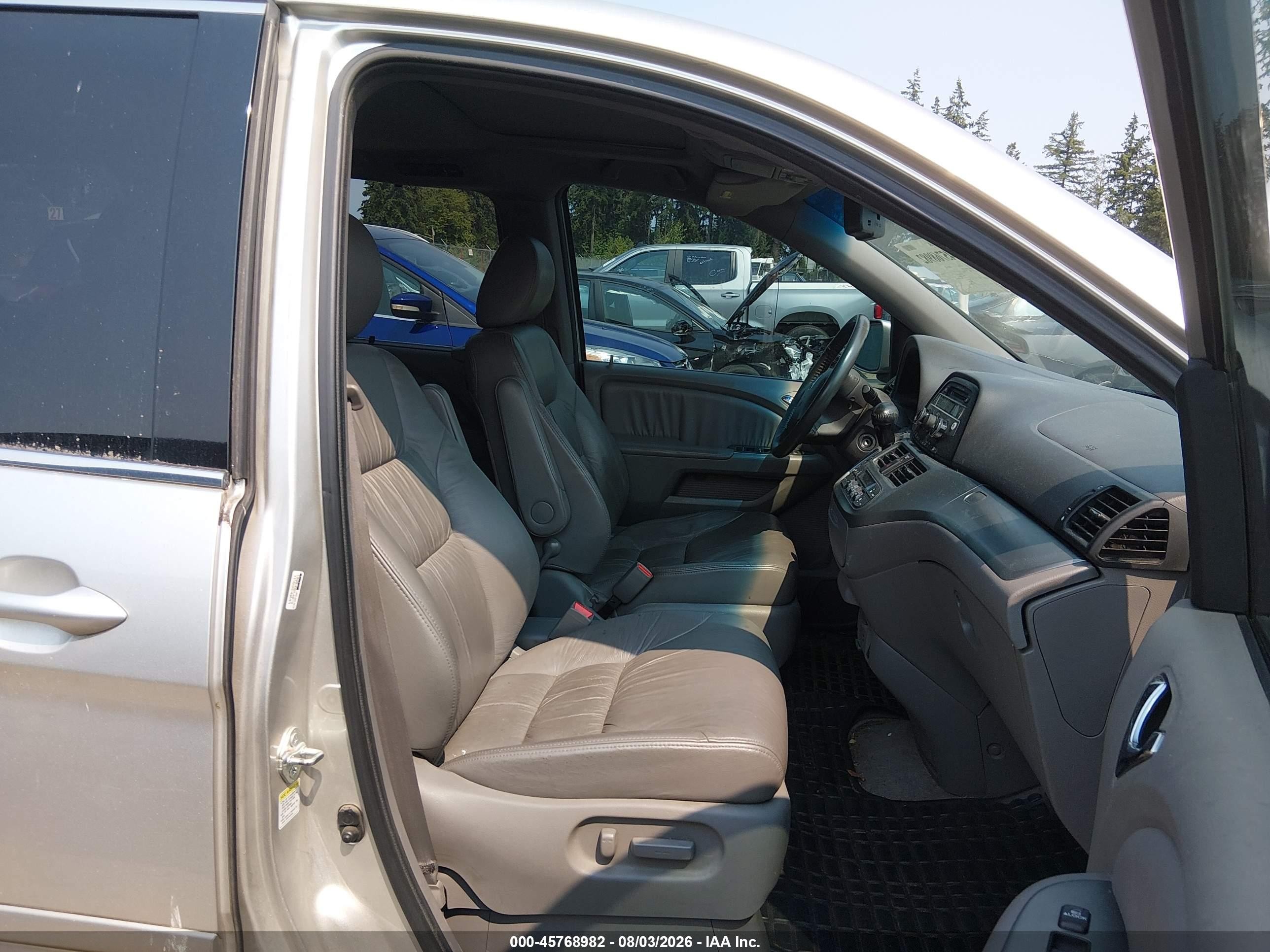 2008 Honda Odyssey Ex-l Silver vin: 5FNRL386X8B419186