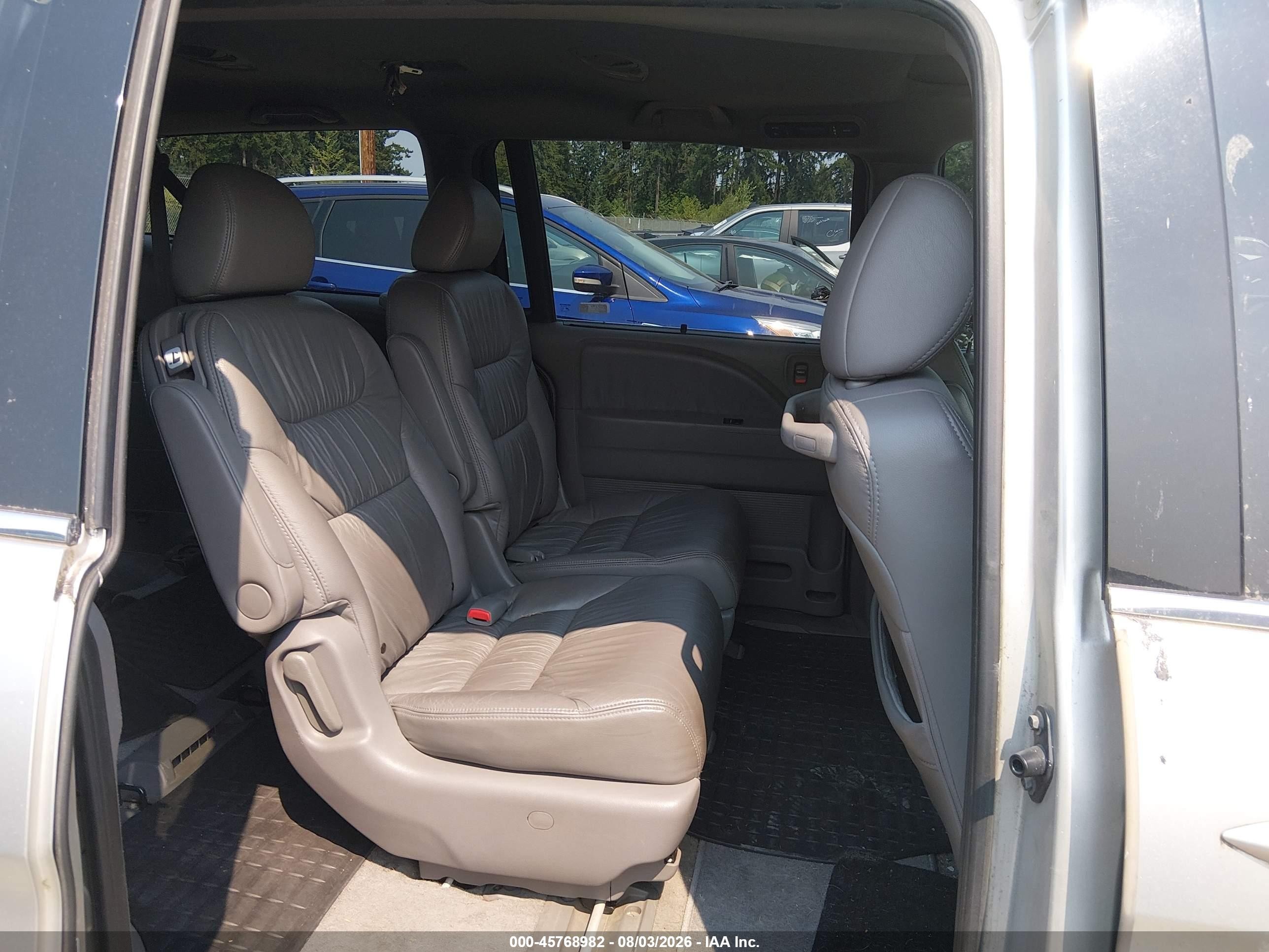2008 Honda Odyssey Ex-l Silver vin: 5FNRL386X8B419186