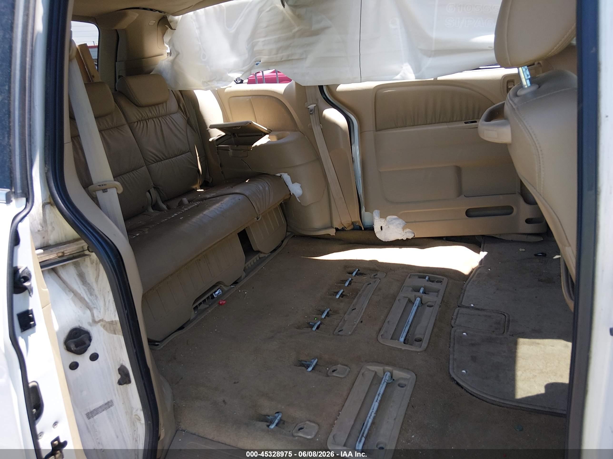 2009 Honda Odyssey Ex-l White vin: 5FNRL386X9B021154