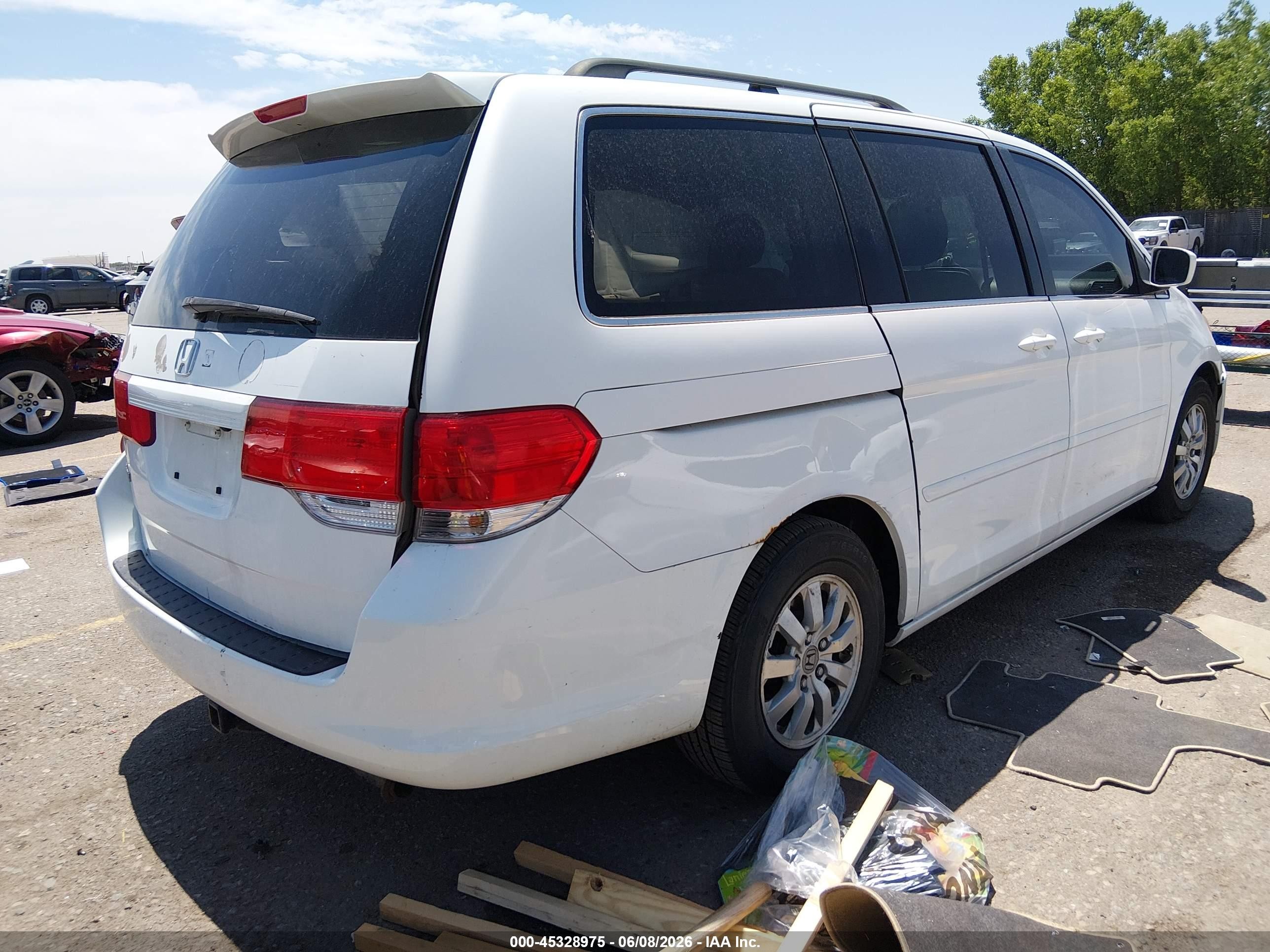 2009 Honda Odyssey Ex-l White vin: 5FNRL386X9B021154