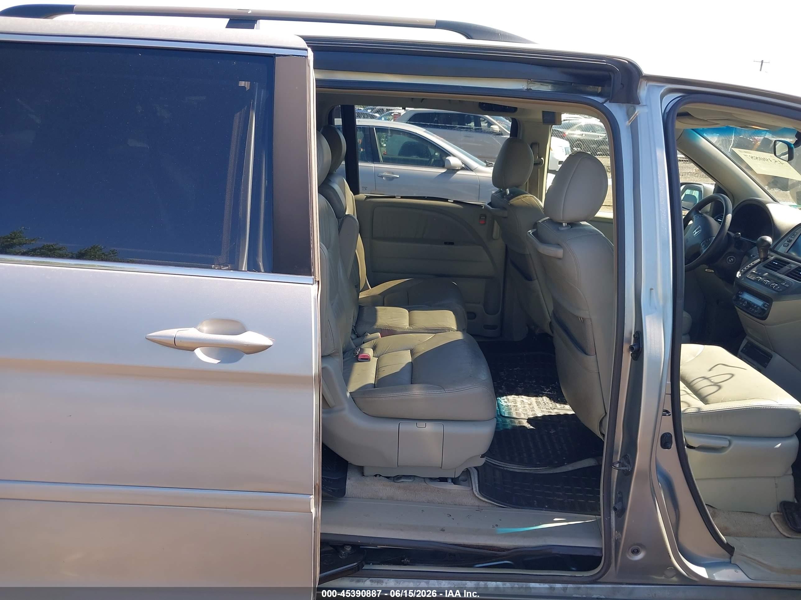 2005 Honda Odyssey Ex-l Серебряный vin: 5FNRL38705B083407