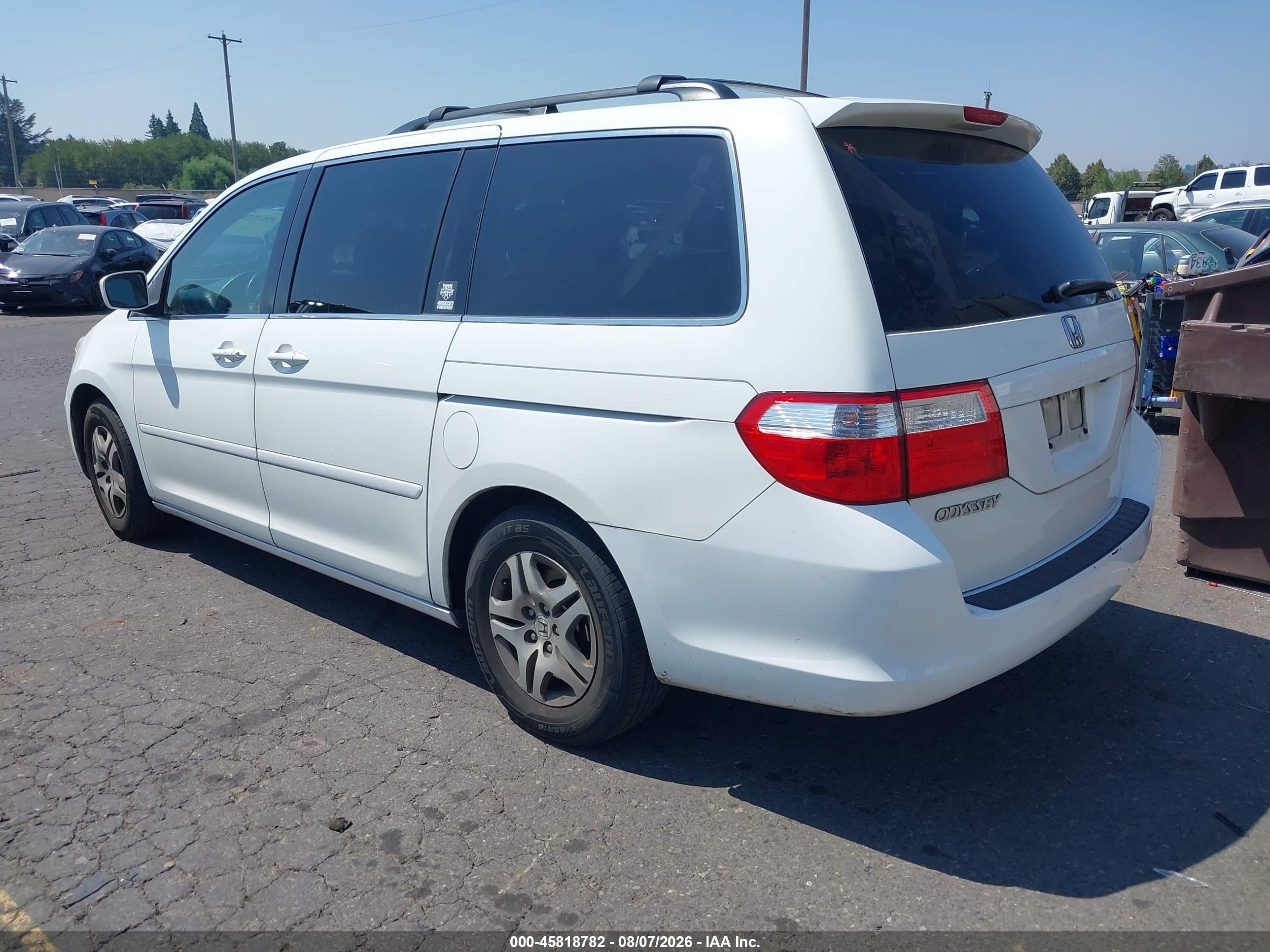 2006 Honda Odyssey Ex-l White vin: 5FNRL38706B004819