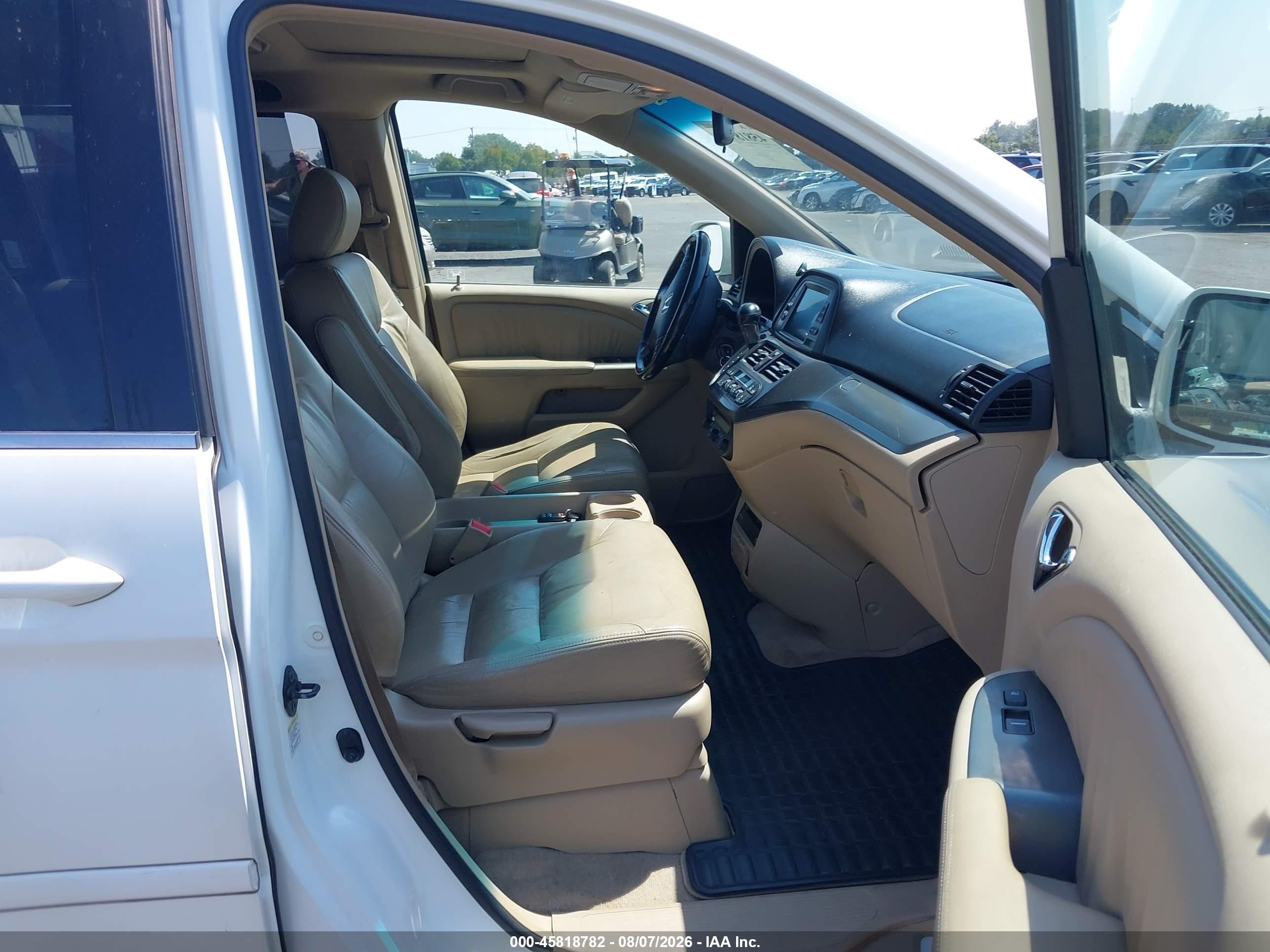 2006 Honda Odyssey Ex-l White vin: 5FNRL38706B004819