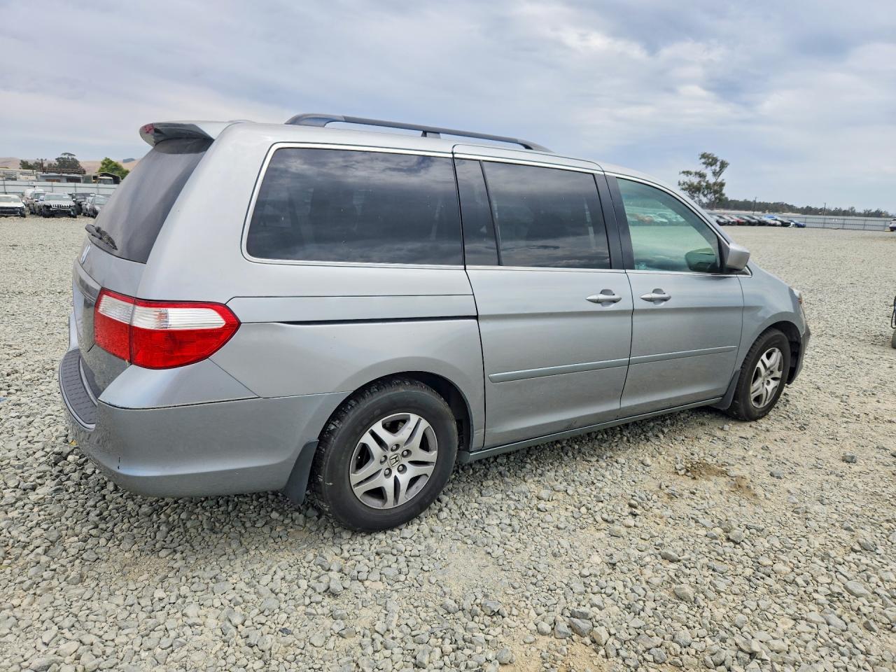 2006 Honda Odyssey Exl Silver vin: 5FNRL38706B021880