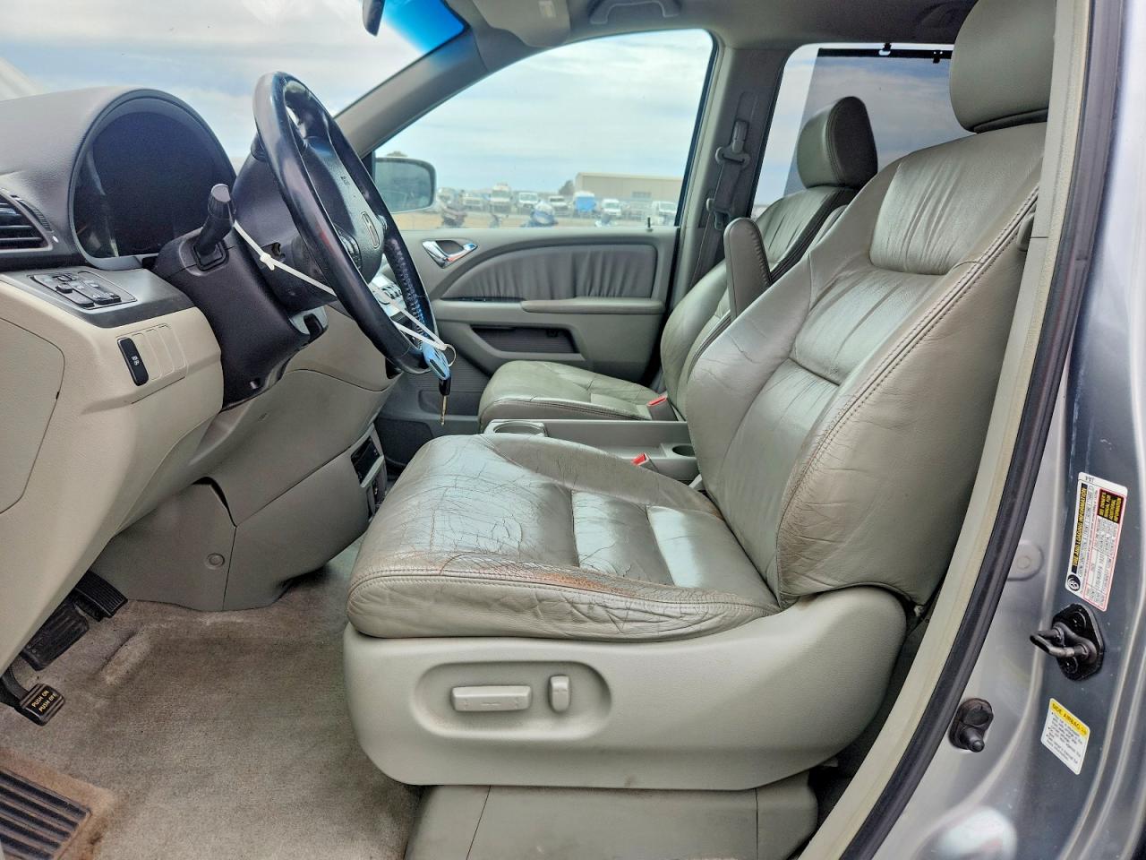 2006 Honda Odyssey Exl Silver vin: 5FNRL38706B021880