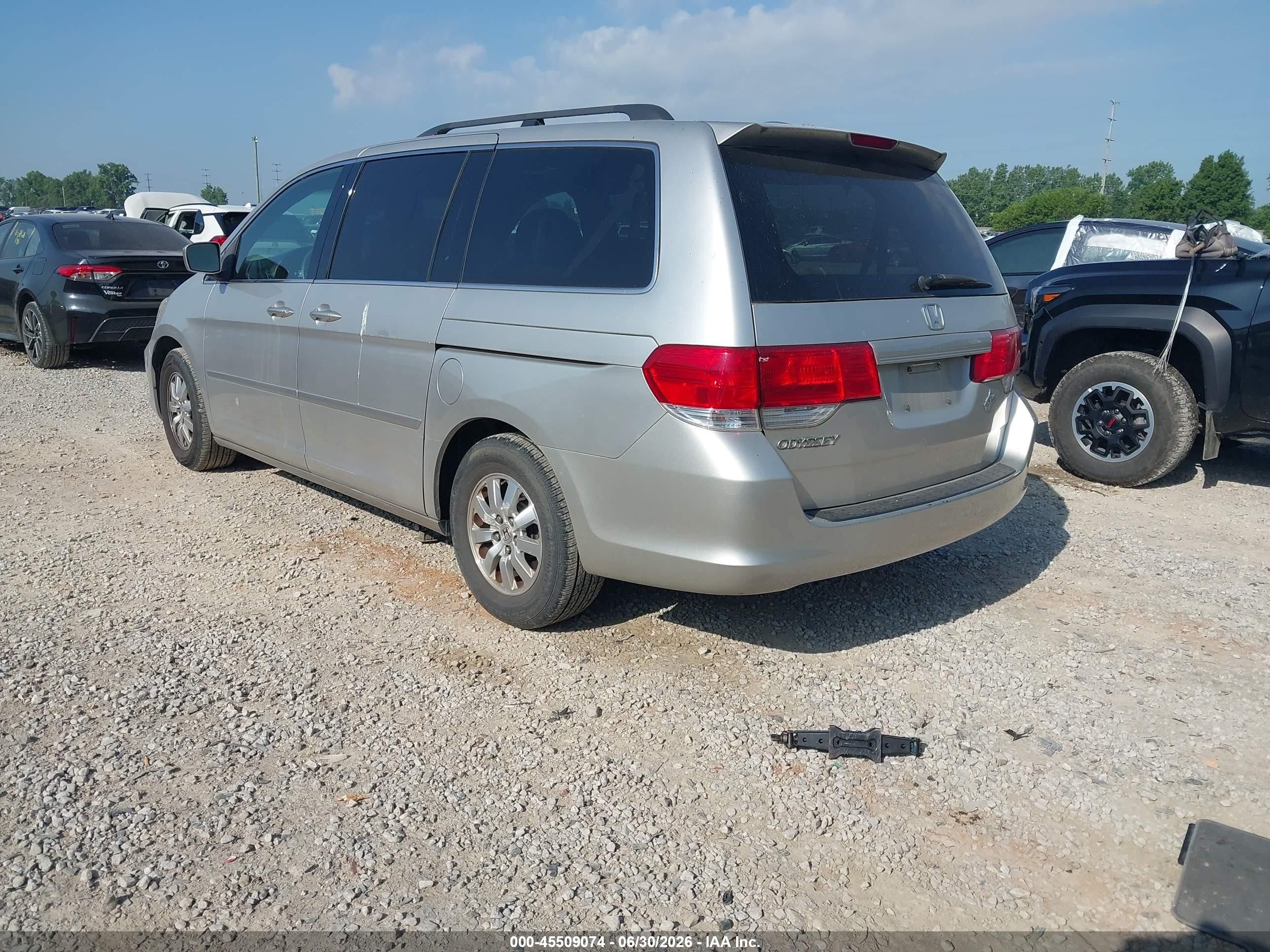 2008 Honda Odyssey Ex-l Silver vin: 5FNRL38708B063761